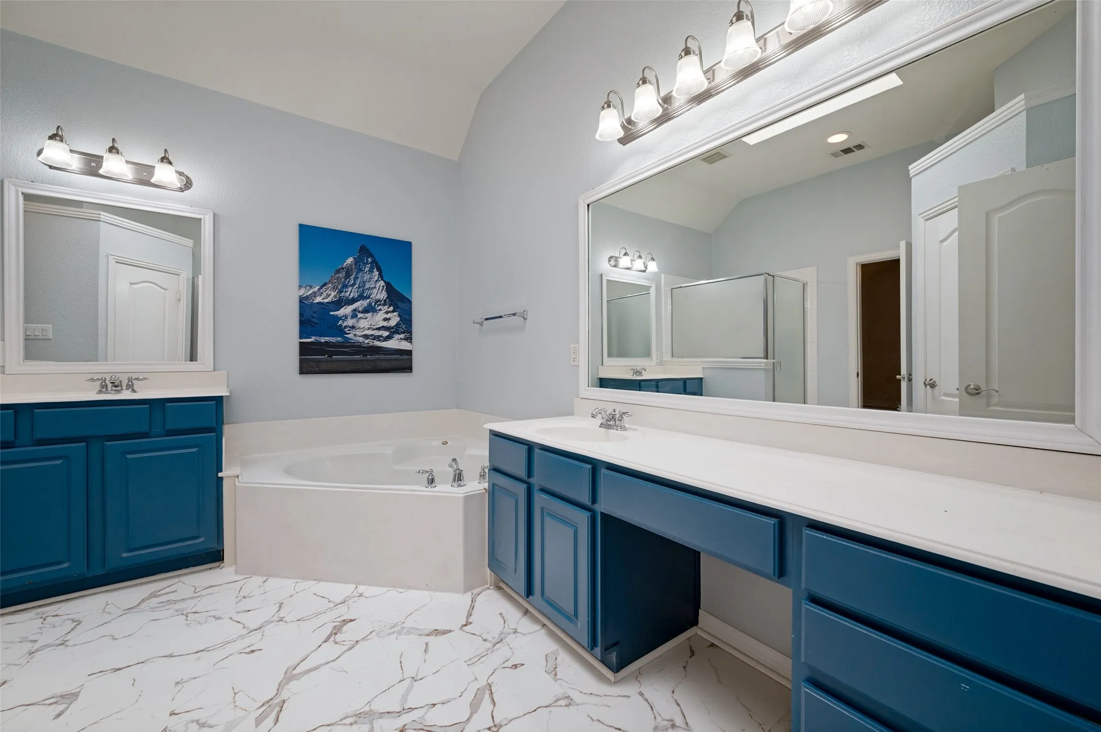 Single Family Residence For Sale in Collin County , 4582 ROCK CREEK Lane, Frisco, Texas 75034, 3 Bedroom, 2 Bathroom, 2 Garage spaces, 1,967 Sqft, built in 2004, mls#21335758, Real Estate Agent in Frisco, Homes For Sale in Collin county, Homes For Sale in Frisco, Realtor in Frisco Texas, Real Estate Brokerage Independent Realty Texas, Luminita Cordes Realtor
