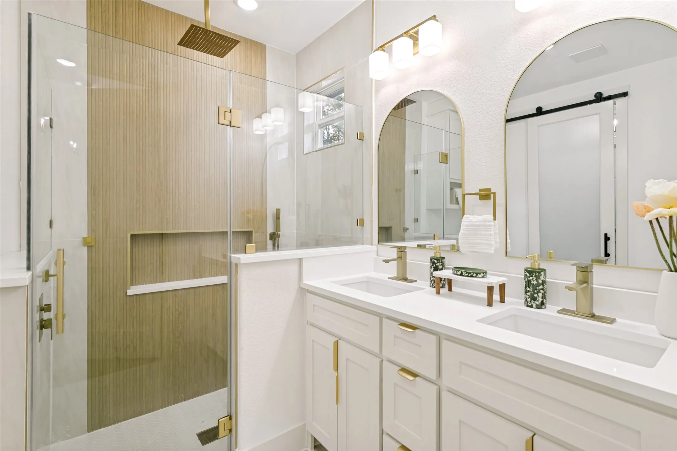 Single Family Residence For Sale in Tarrant County , 3641 Travis Avenue, Fort Worth, Texas 76110, 4 Bedroom, 2 Bathroom, 2 Garage spaces, 1,939 Sqft, built in 2026, mls#21340991, Real Estate Agent in Fort Worth, Homes For Sale in Tarrant county, Homes For Sale in Fort Worth, Realtor in Fort Worth Texas, Real Estate Brokerage Independent Realty Texas, Luminita Cordes Realtor