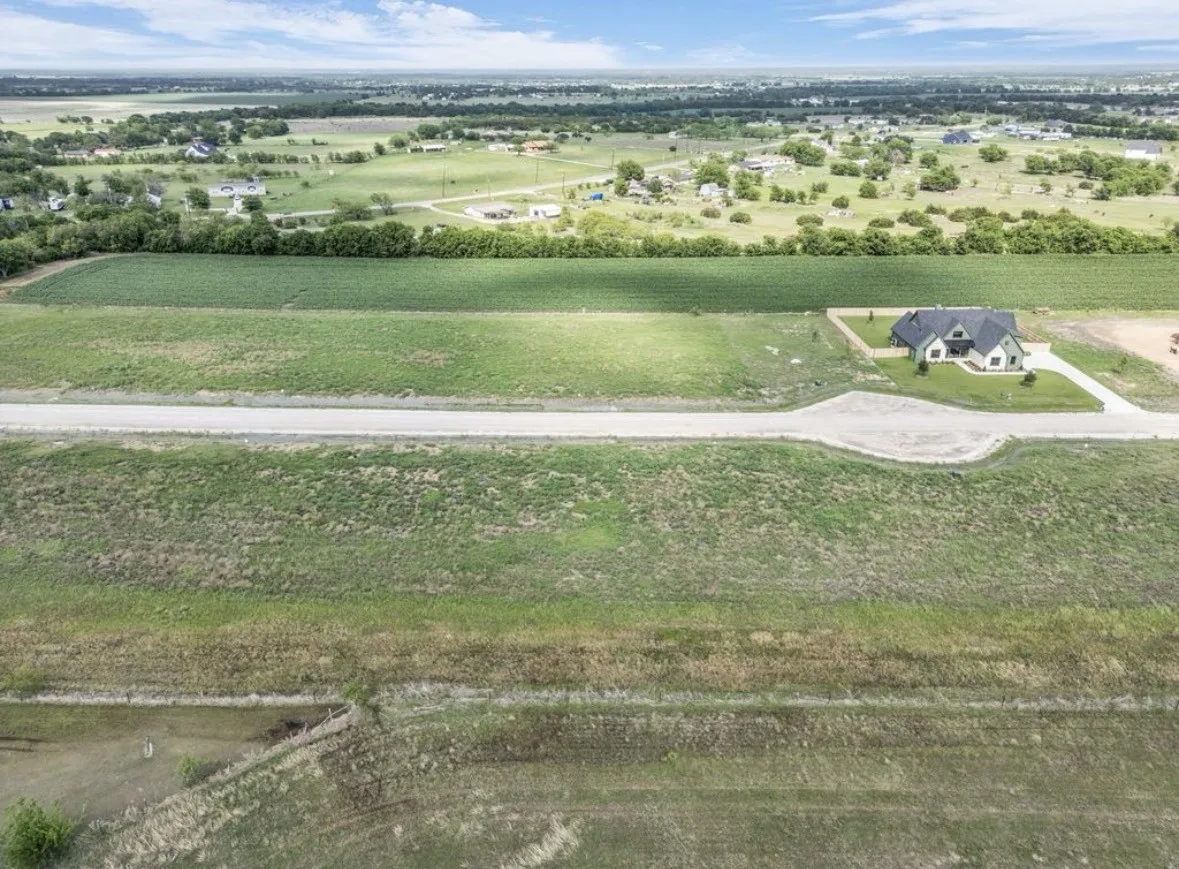 Improved Land For Sale in Mc Lennan County , 176 Lacek Mill Road, China Spring, Texas 76633, 0, 0, Garage spaces, 0 Sqft, built in 0, mls#21341087, Real Estate Agent in China Spring, Homes For Sale in Mc Lennan county, Homes For Sale in China Spring, Realtor in China Spring Texas, Real Estate Brokerage Independent Realty Texas, Luminita Cordes Realtor