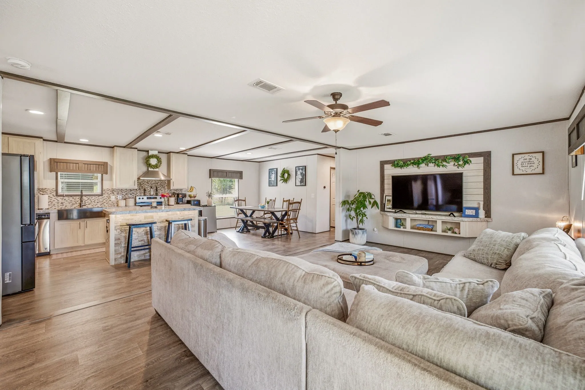 Single Family Residence For Sale in Comanche County , 936 Apache Drive, De Leon, Texas 76444, 3 Bedroom, 2 Bathroom, Garage spaces, 1,512 Sqft, built in 2020, mls#21341031, Real Estate Agent in De Leon, Homes For Sale in Comanche county, Homes For Sale in De Leon, Realtor in De Leon Texas, Real Estate Brokerage Independent Realty Texas, Luminita Cordes Realtor