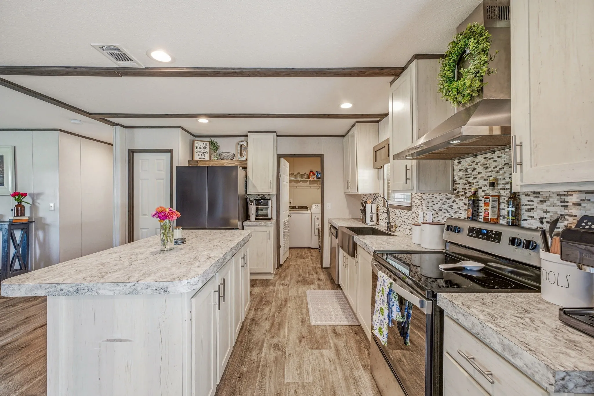 Single Family Residence For Sale in Comanche County , 936 Apache Drive, De Leon, Texas 76444, 3 Bedroom, 2 Bathroom, Garage spaces, 1,512 Sqft, built in 2020, mls#21341031, Real Estate Agent in De Leon, Homes For Sale in Comanche county, Homes For Sale in De Leon, Realtor in De Leon Texas, Real Estate Brokerage Independent Realty Texas, Luminita Cordes Realtor