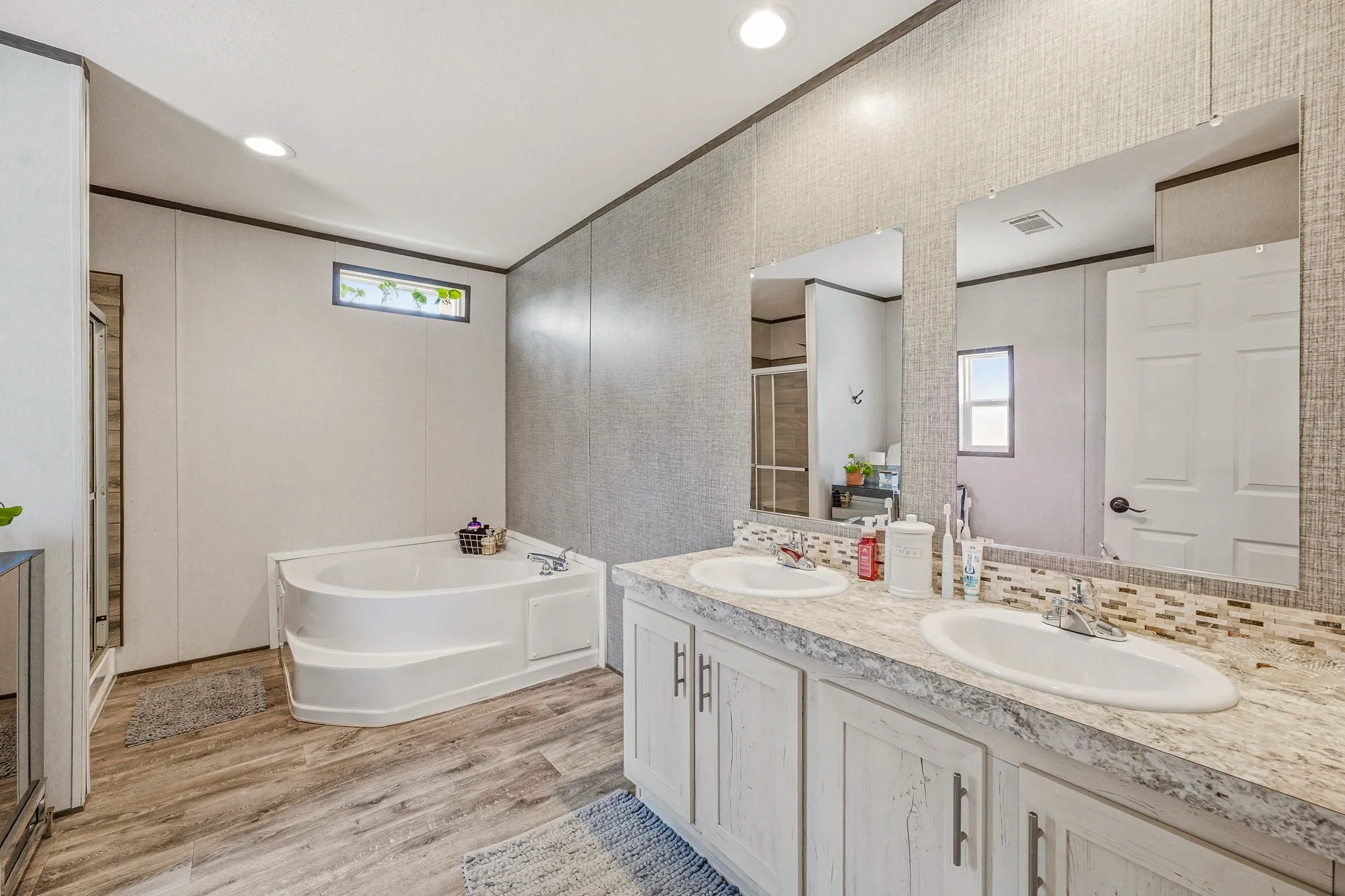 Single Family Residence For Sale in Comanche County , 936 Apache Drive, De Leon, Texas 76444, 3 Bedroom, 2 Bathroom, Garage spaces, 1,512 Sqft, built in 2020, mls#21341031, Real Estate Agent in De Leon, Homes For Sale in Comanche county, Homes For Sale in De Leon, Realtor in De Leon Texas, Real Estate Brokerage Independent Realty Texas, Luminita Cordes Realtor