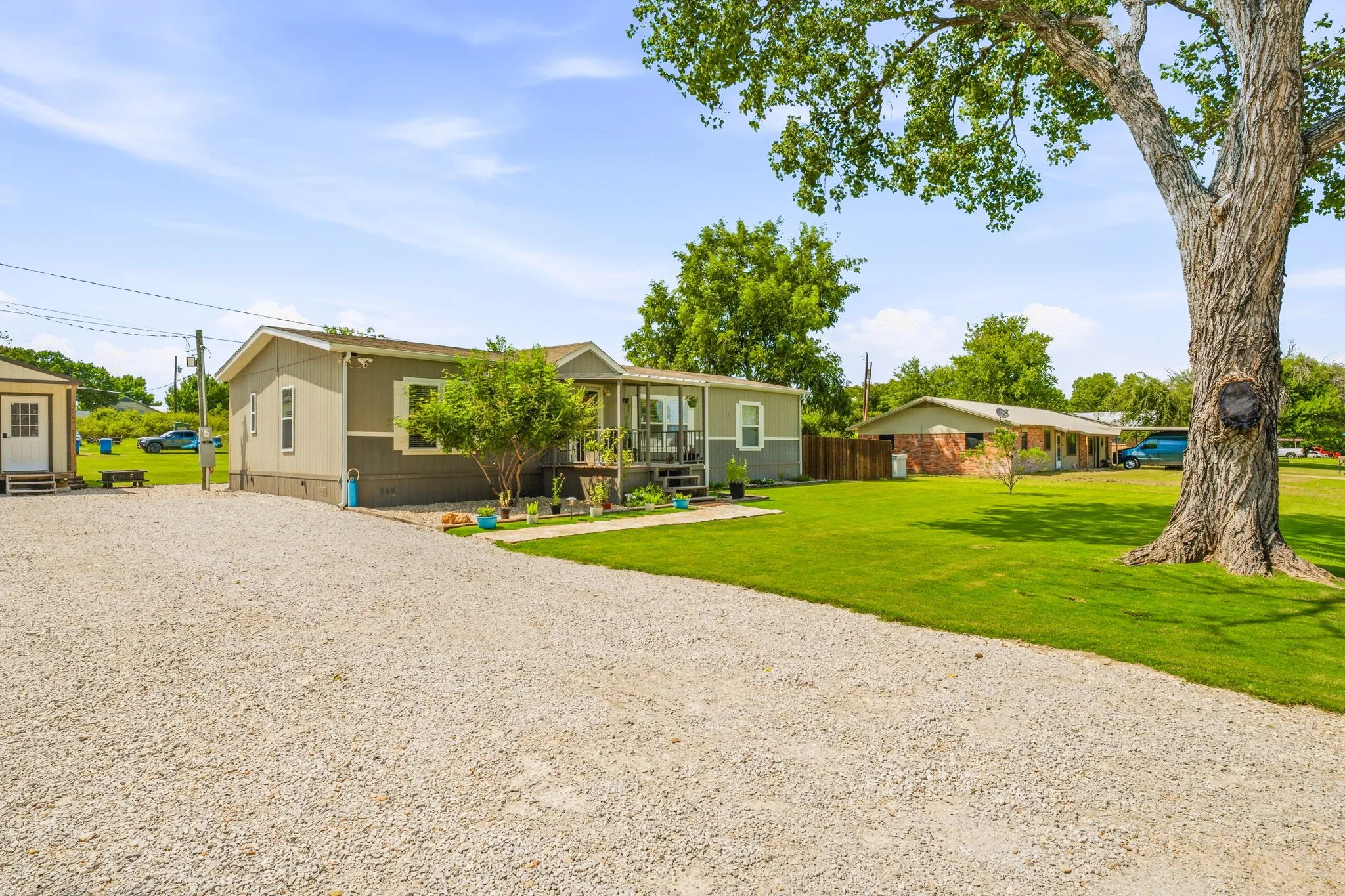 Single Family Residence For Sale in Comanche County , 936 Apache Drive, De Leon, Texas 76444, 3 Bedroom, 2 Bathroom, Garage spaces, 1,512 Sqft, built in 2020, mls#21341031, Real Estate Agent in De Leon, Homes For Sale in Comanche county, Homes For Sale in De Leon, Realtor in De Leon Texas, Real Estate Brokerage Independent Realty Texas, Luminita Cordes Realtor