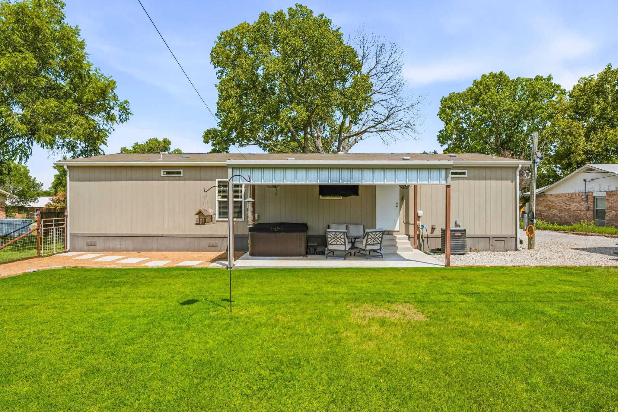 Single Family Residence For Sale in Comanche County , 936 Apache Drive, De Leon, Texas 76444, 3 Bedroom, 2 Bathroom, Garage spaces, 1,512 Sqft, built in 2020, mls#21341031, Real Estate Agent in De Leon, Homes For Sale in Comanche county, Homes For Sale in De Leon, Realtor in De Leon Texas, Real Estate Brokerage Independent Realty Texas, Luminita Cordes Realtor