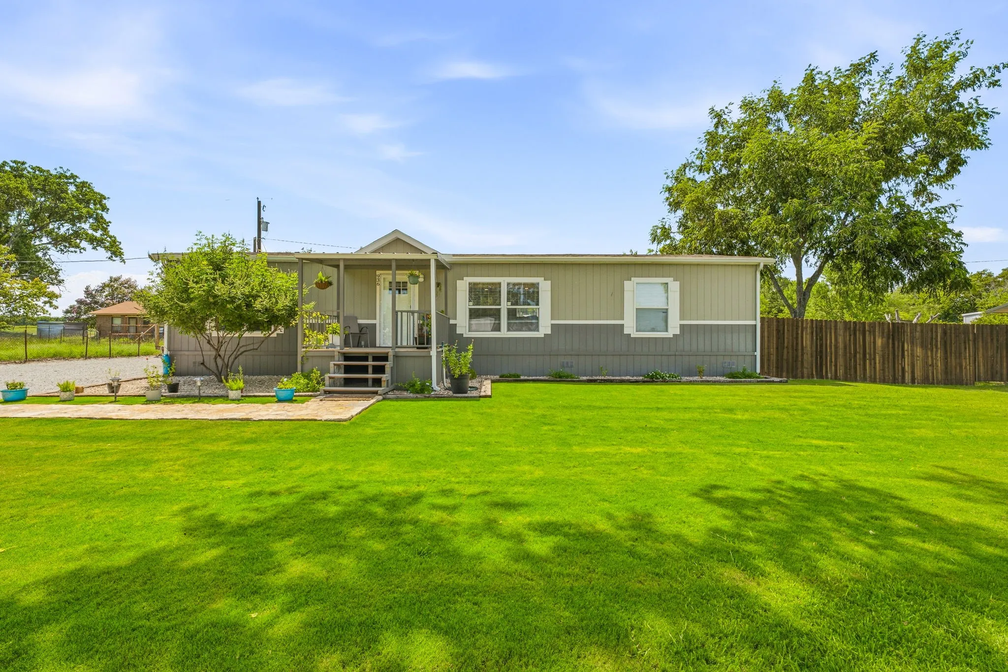 Single Family Residence For Sale in Comanche County , 936 Apache Drive, De Leon, Texas 76444, 3 Bedroom, 2 Bathroom, Garage spaces, 1,512 Sqft, built in 2020, mls#21341031, Real Estate Agent in De Leon, Homes For Sale in Comanche county, Homes For Sale in De Leon, Realtor in De Leon Texas, Real Estate Brokerage Independent Realty Texas, Luminita Cordes Realtor