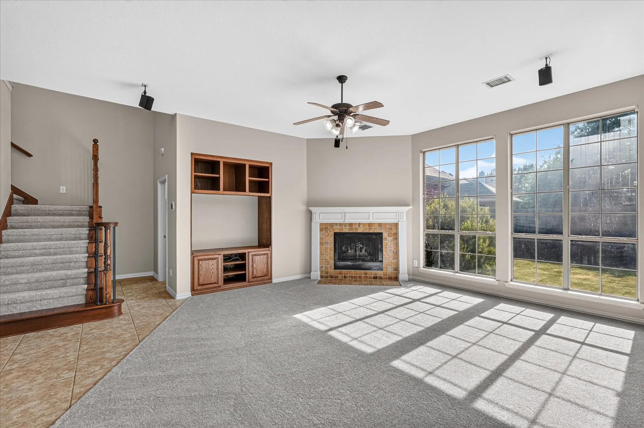 Single Family Residence For Sale in Denton County , 10987 Apple Valley Drive, Frisco, Texas 75033, 5 Bedroom, 4 Bathroom, 3 Garage spaces, 3,602 Sqft, built in 2005, mls#21341067, Real Estate Agent in Frisco, Homes For Sale in Denton county, Homes For Sale in Frisco, Realtor in Frisco Texas, Real Estate Brokerage Independent Realty Texas, Luminita Cordes Realtor