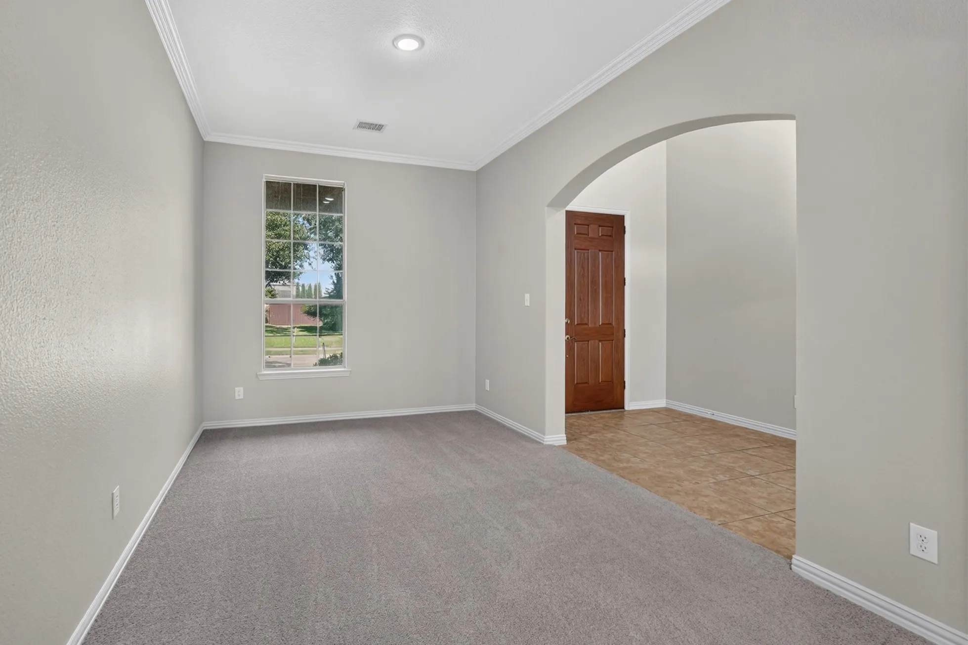 Single Family Residence For Sale in Denton County , 10987 Apple Valley Drive, Frisco, Texas 75033, 5 Bedroom, 4 Bathroom, 3 Garage spaces, 3,602 Sqft, built in 2005, mls#21341067, Real Estate Agent in Frisco, Homes For Sale in Denton county, Homes For Sale in Frisco, Realtor in Frisco Texas, Real Estate Brokerage Independent Realty Texas, Luminita Cordes Realtor