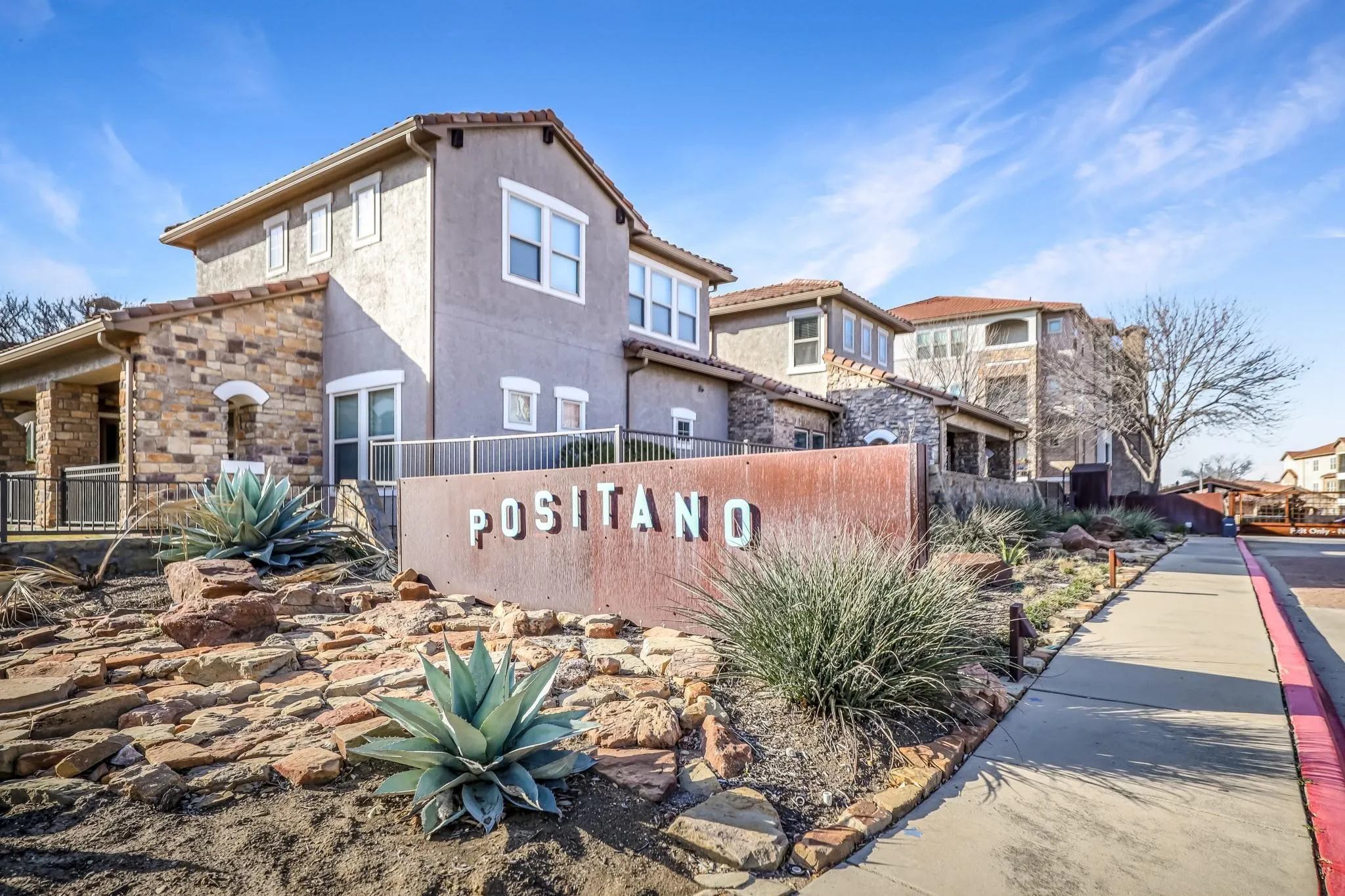 Condominium For Sale in Dallas County , 610 Via Ravello 201, Irving, Texas 75039, 2 Bedroom, 3 Bathroom, 2 Garage spaces, 1,966 Sqft, built in 2007, mls#21300526, Real Estate Agent in Irving, Homes For Sale in Dallas county, Homes For Sale in Irving, Realtor in Irving Texas, Real Estate Brokerage Independent Realty Texas, Luminita Cordes Realtor