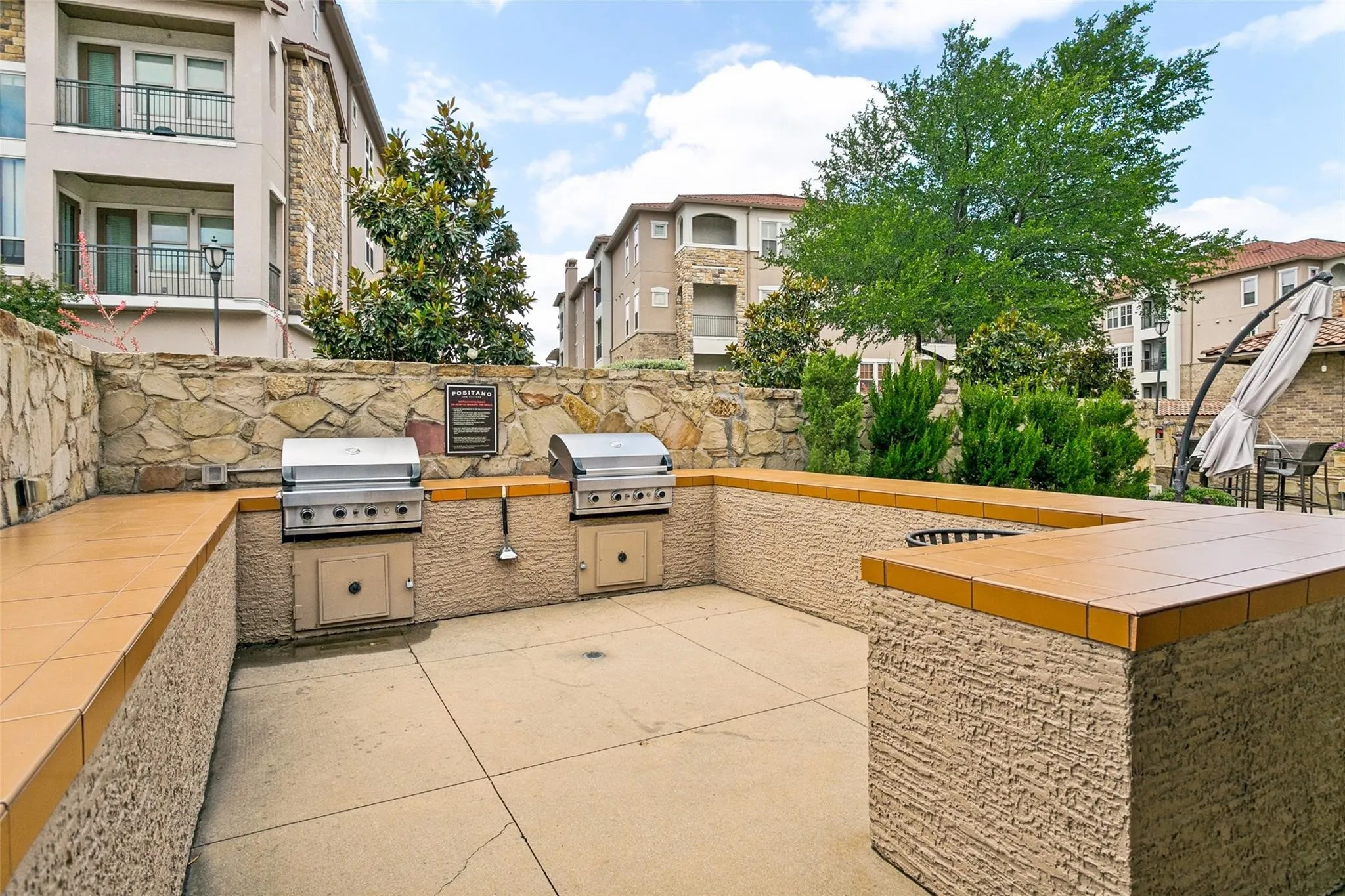 Condominium For Sale in Dallas County , 610 Via Ravello 201, Irving, Texas 75039, 2 Bedroom, 3 Bathroom, 2 Garage spaces, 1,966 Sqft, built in 2007, mls#21300526, Real Estate Agent in Irving, Homes For Sale in Dallas county, Homes For Sale in Irving, Realtor in Irving Texas, Real Estate Brokerage Independent Realty Texas, Luminita Cordes Realtor