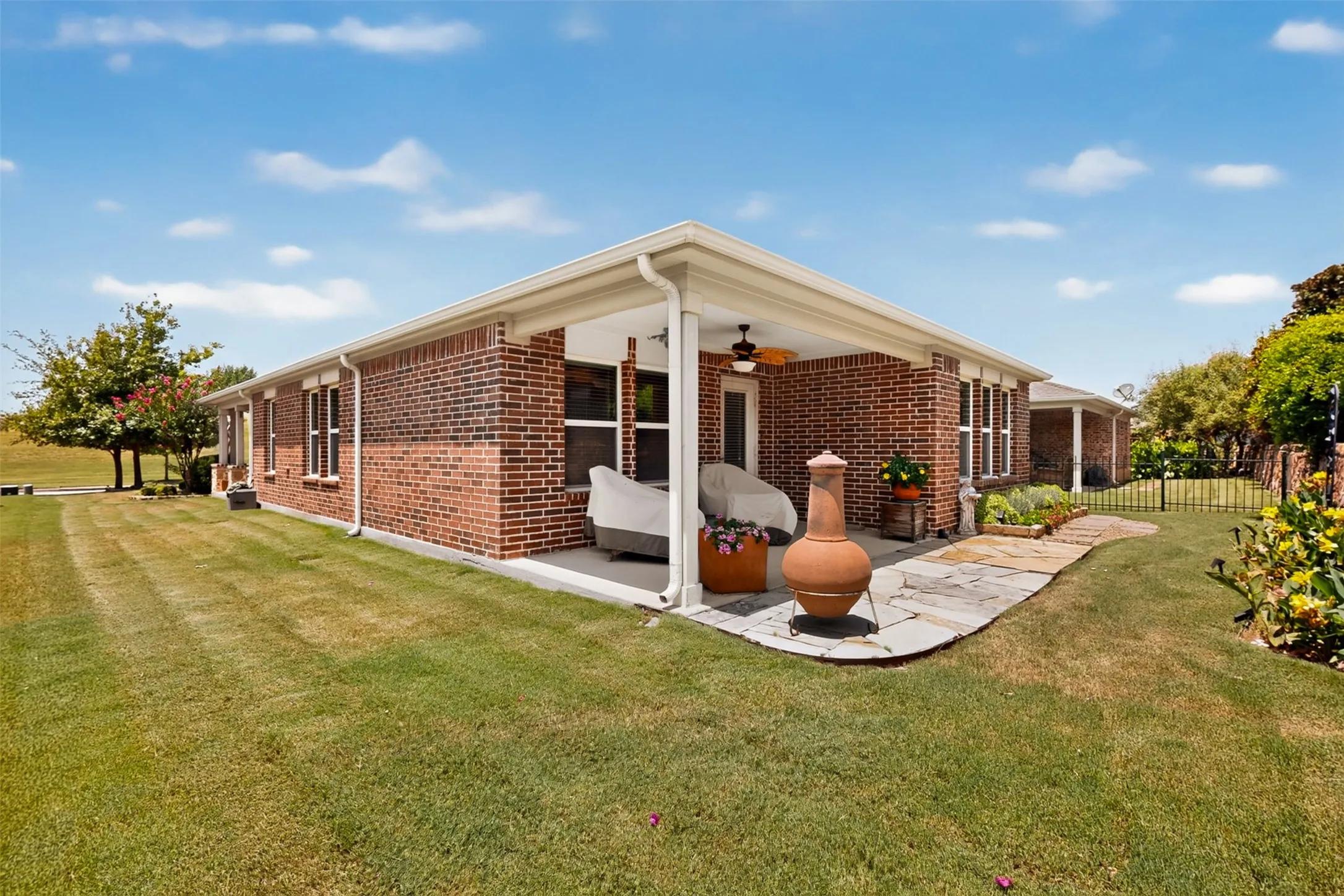 Single Family Residence For Sale in Denton County , 7420 Wiley Lane, Frisco, Texas 75036, 2 Bedroom, 2 Bathroom, 2 Garage spaces, 1,469 Sqft, built in 2012, mls#21327025, Real Estate Agent in Frisco, Homes For Sale in Denton county, Homes For Sale in Frisco, Realtor in Frisco Texas, Real Estate Brokerage Independent Realty Texas, Luminita Cordes Realtor