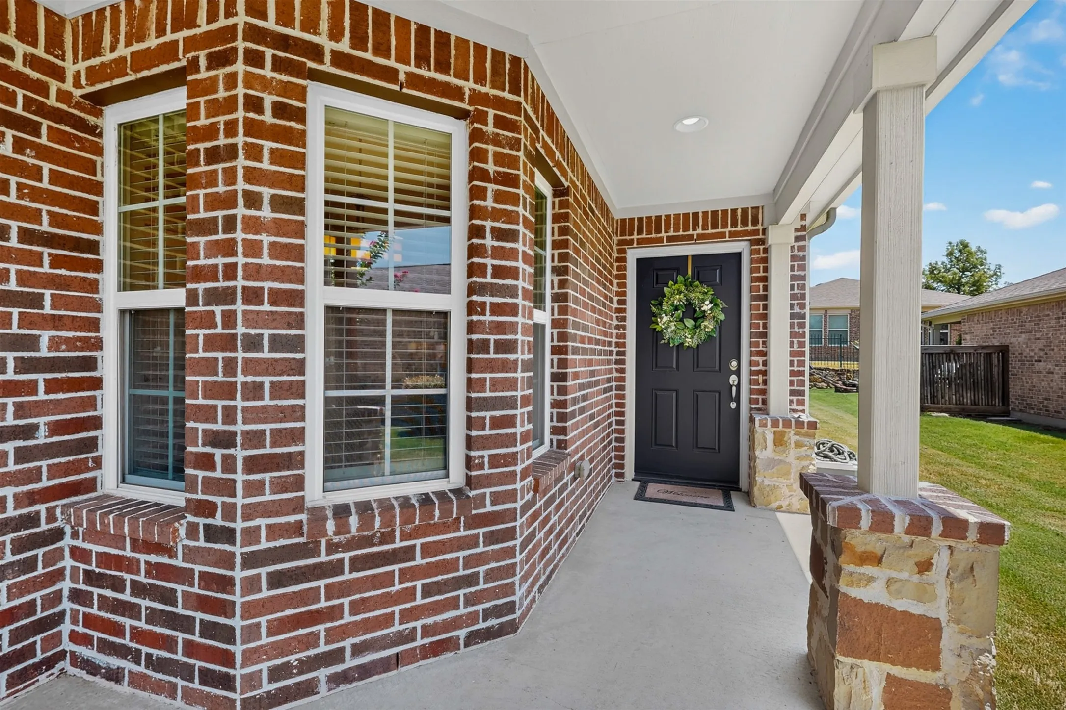 Single Family Residence For Sale in Denton County , 7420 Wiley Lane, Frisco, Texas 75036, 2 Bedroom, 2 Bathroom, 2 Garage spaces, 1,469 Sqft, built in 2012, mls#21327025, Real Estate Agent in Frisco, Homes For Sale in Denton county, Homes For Sale in Frisco, Realtor in Frisco Texas, Real Estate Brokerage Independent Realty Texas, Luminita Cordes Realtor
