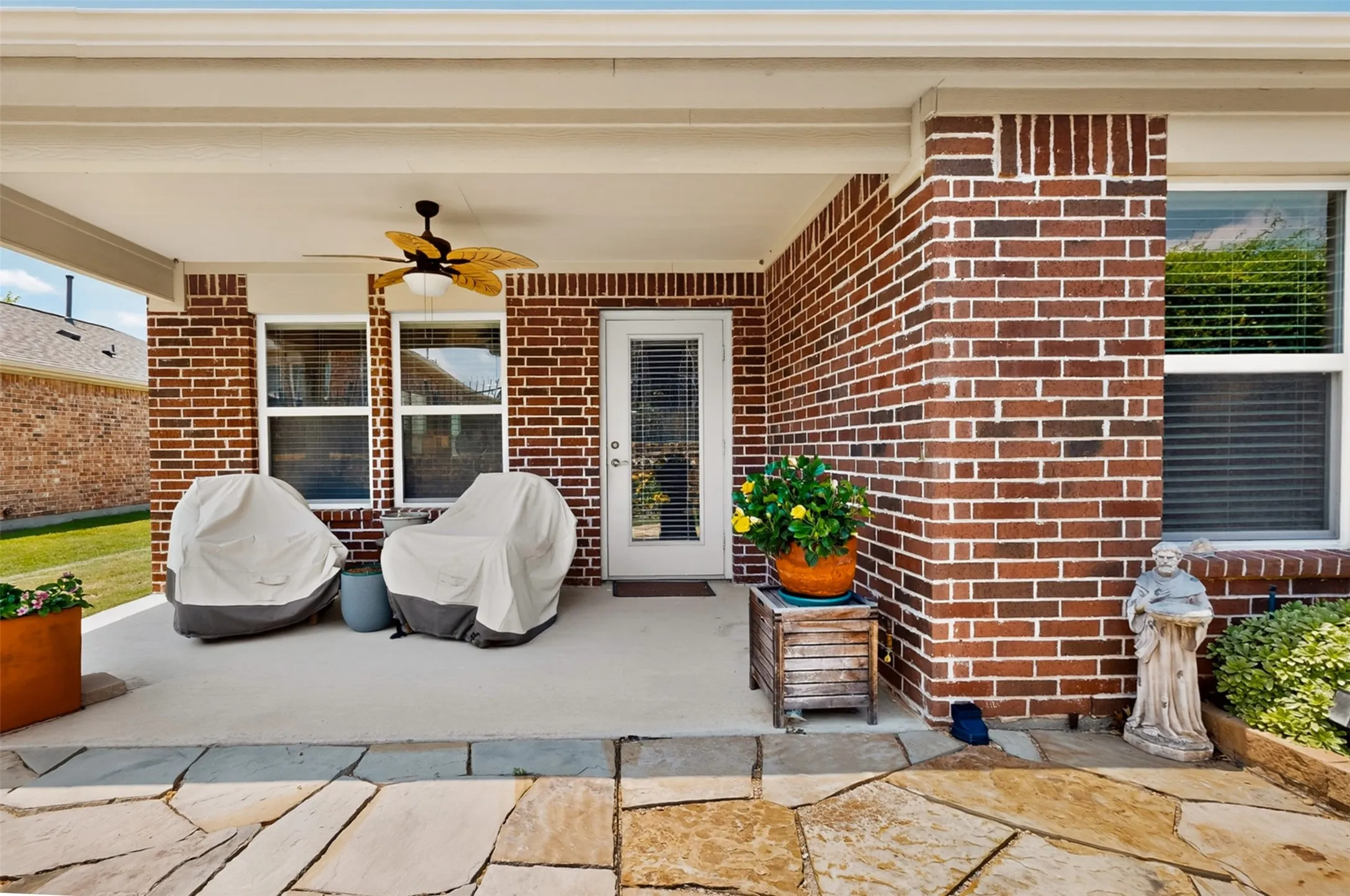 Single Family Residence For Sale in Denton County , 7420 Wiley Lane, Frisco, Texas 75036, 2 Bedroom, 2 Bathroom, 2 Garage spaces, 1,469 Sqft, built in 2012, mls#21327025, Real Estate Agent in Frisco, Homes For Sale in Denton county, Homes For Sale in Frisco, Realtor in Frisco Texas, Real Estate Brokerage Independent Realty Texas, Luminita Cordes Realtor