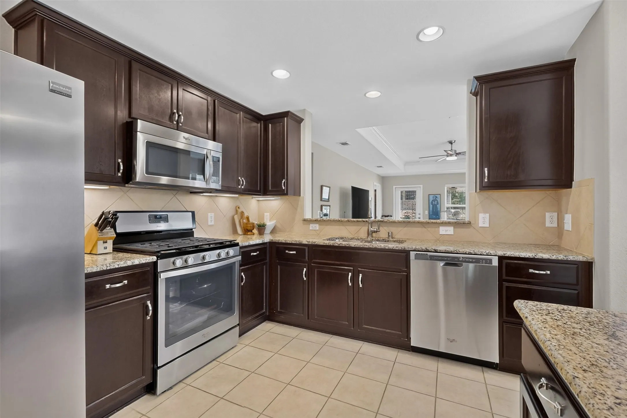 Single Family Residence For Sale in Denton County , 7420 Wiley Lane, Frisco, Texas 75036, 2 Bedroom, 2 Bathroom, 2 Garage spaces, 1,469 Sqft, built in 2012, mls#21327025, Real Estate Agent in Frisco, Homes For Sale in Denton county, Homes For Sale in Frisco, Realtor in Frisco Texas, Real Estate Brokerage Independent Realty Texas, Luminita Cordes Realtor