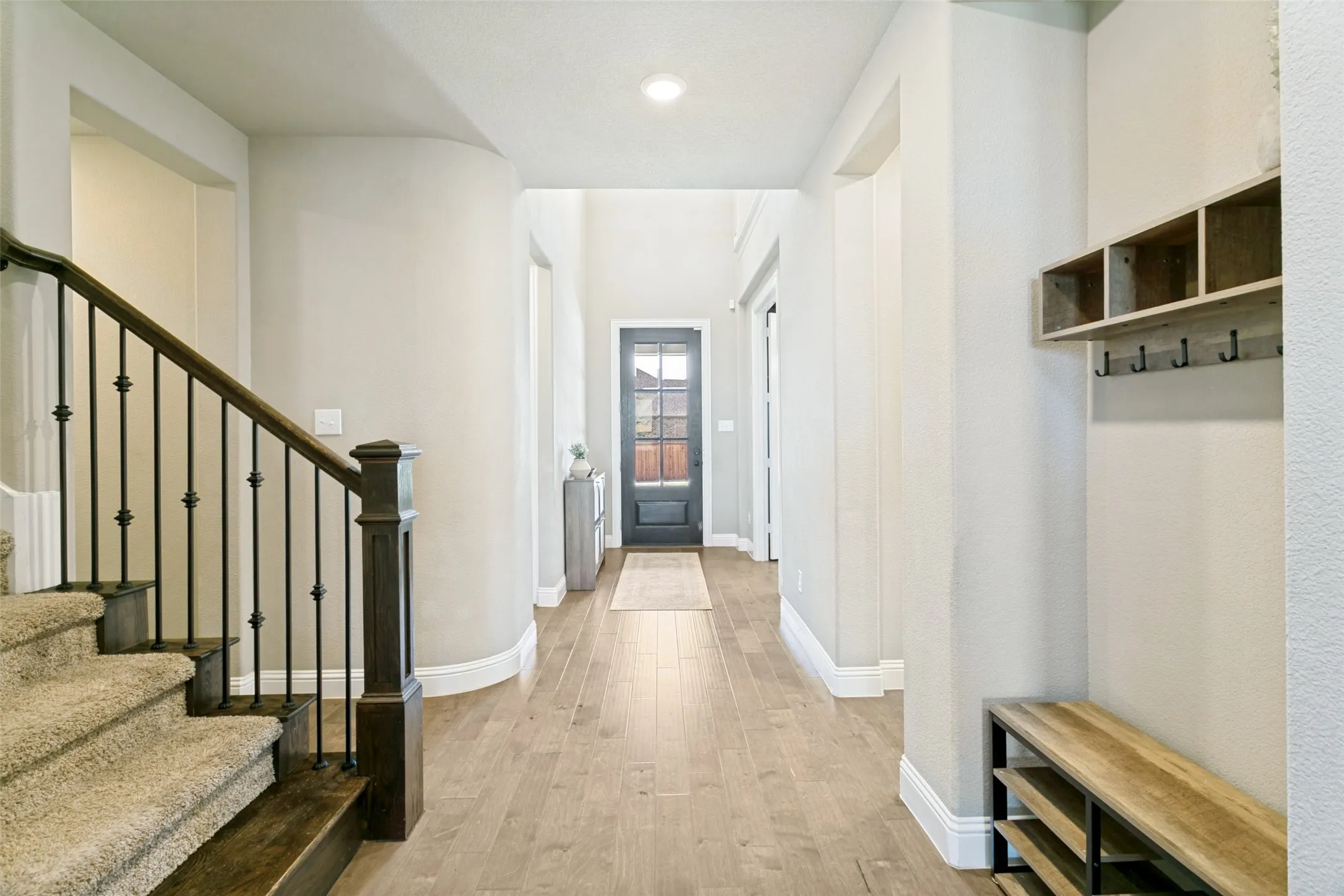 Single Family Residence For Sale in Johnson County , 3205 Newsom Ridge Drive, Mansfield, Texas 76063, 5 Bedroom, 3 Bathroom, 2 Garage spaces, 3,686 Sqft, built in 2017, mls#21336195, Real Estate Agent in Mansfield, Homes For Sale in Johnson county, Homes For Sale in Mansfield, Realtor in Mansfield Texas, Real Estate Brokerage Independent Realty Texas, Luminita Cordes Realtor