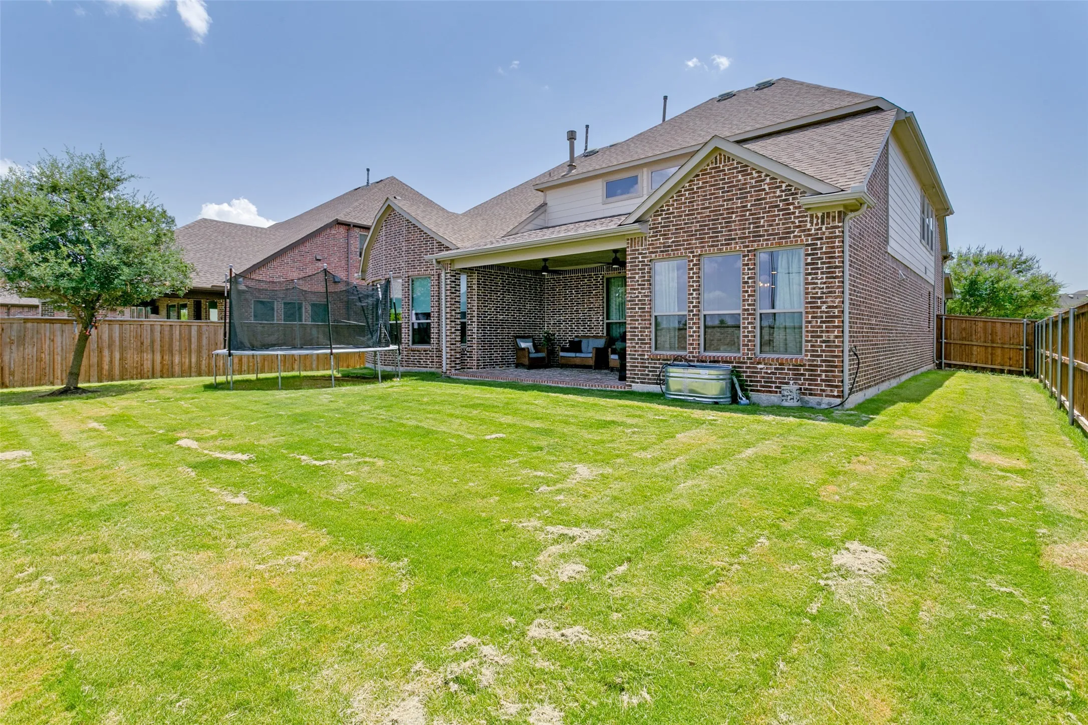 Single Family Residence For Sale in Johnson County , 3205 Newsom Ridge Drive, Mansfield, Texas 76063, 5 Bedroom, 3 Bathroom, 2 Garage spaces, 3,686 Sqft, built in 2017, mls#21336195, Real Estate Agent in Mansfield, Homes For Sale in Johnson county, Homes For Sale in Mansfield, Realtor in Mansfield Texas, Real Estate Brokerage Independent Realty Texas, Luminita Cordes Realtor