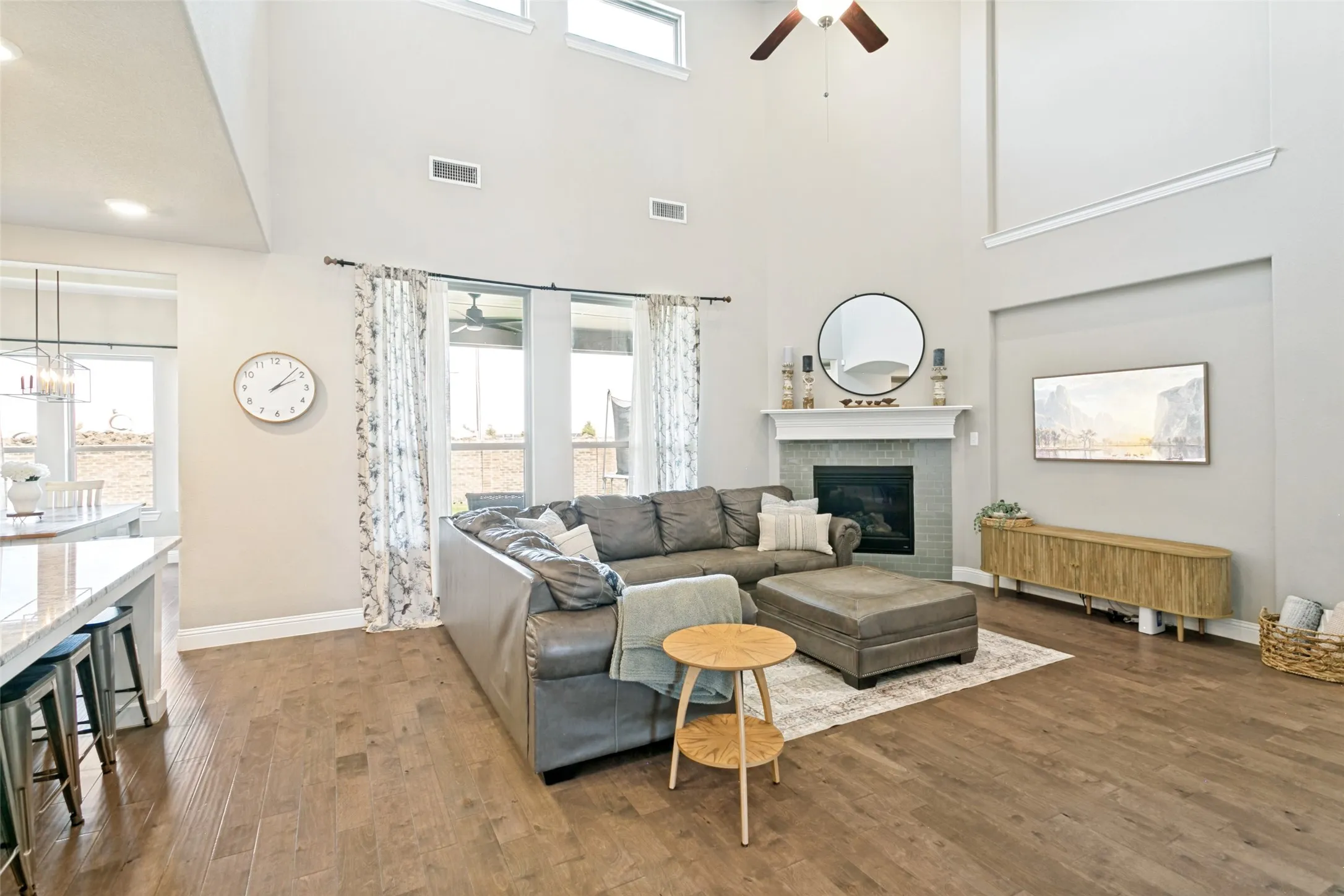 Single Family Residence For Sale in Johnson County , 3205 Newsom Ridge Drive, Mansfield, Texas 76063, 5 Bedroom, 3 Bathroom, 2 Garage spaces, 3,686 Sqft, built in 2017, mls#21336195, Real Estate Agent in Mansfield, Homes For Sale in Johnson county, Homes For Sale in Mansfield, Realtor in Mansfield Texas, Real Estate Brokerage Independent Realty Texas, Luminita Cordes Realtor