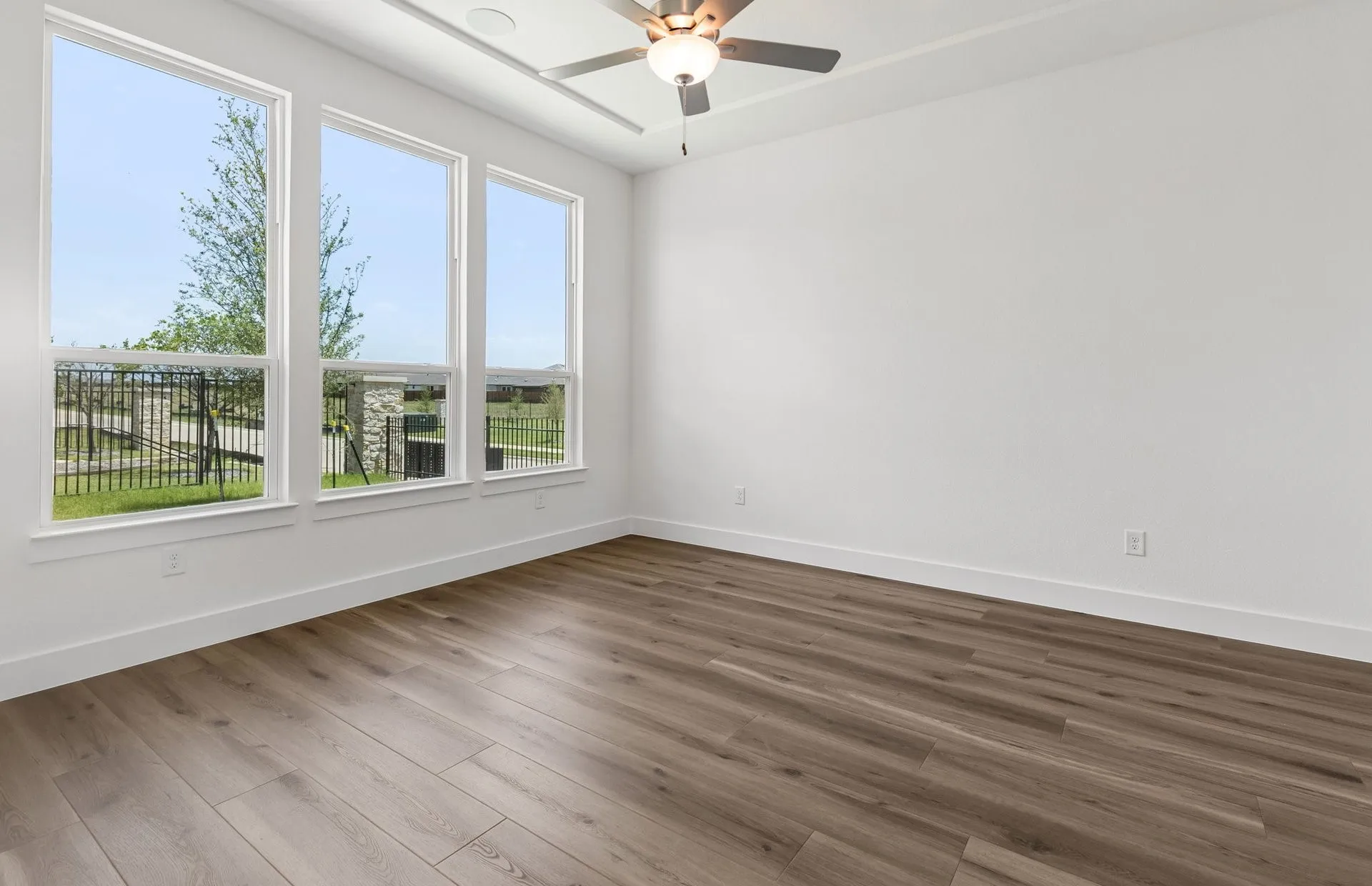 Large windows in owner's suite