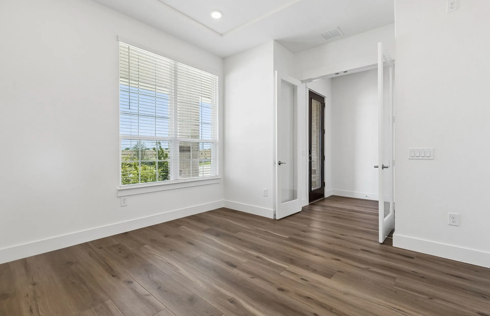 Flex space off entry