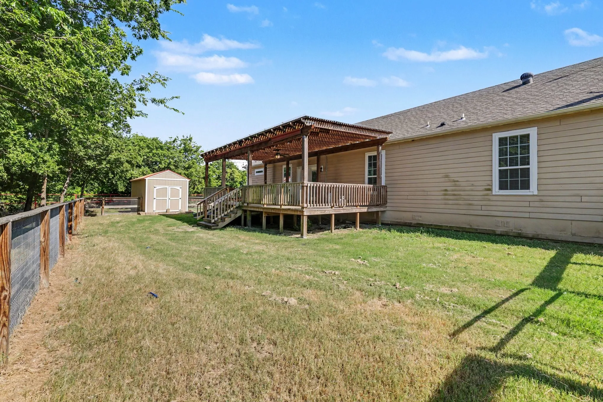 Single Family Residence For Sale in Grayson County , 1135 Leo Andrews Road, Whitesboro, Texas 76273, 4 Bedroom, 3 Bathroom, Garage spaces, 2,280 Sqft, built in 2016, mls#21338642, Real Estate Agent in Whitesboro, Homes For Sale in Grayson county, Homes For Sale in Whitesboro, Realtor in Whitesboro Texas, Real Estate Brokerage Independent Realty Texas, Luminita Cordes Realtor