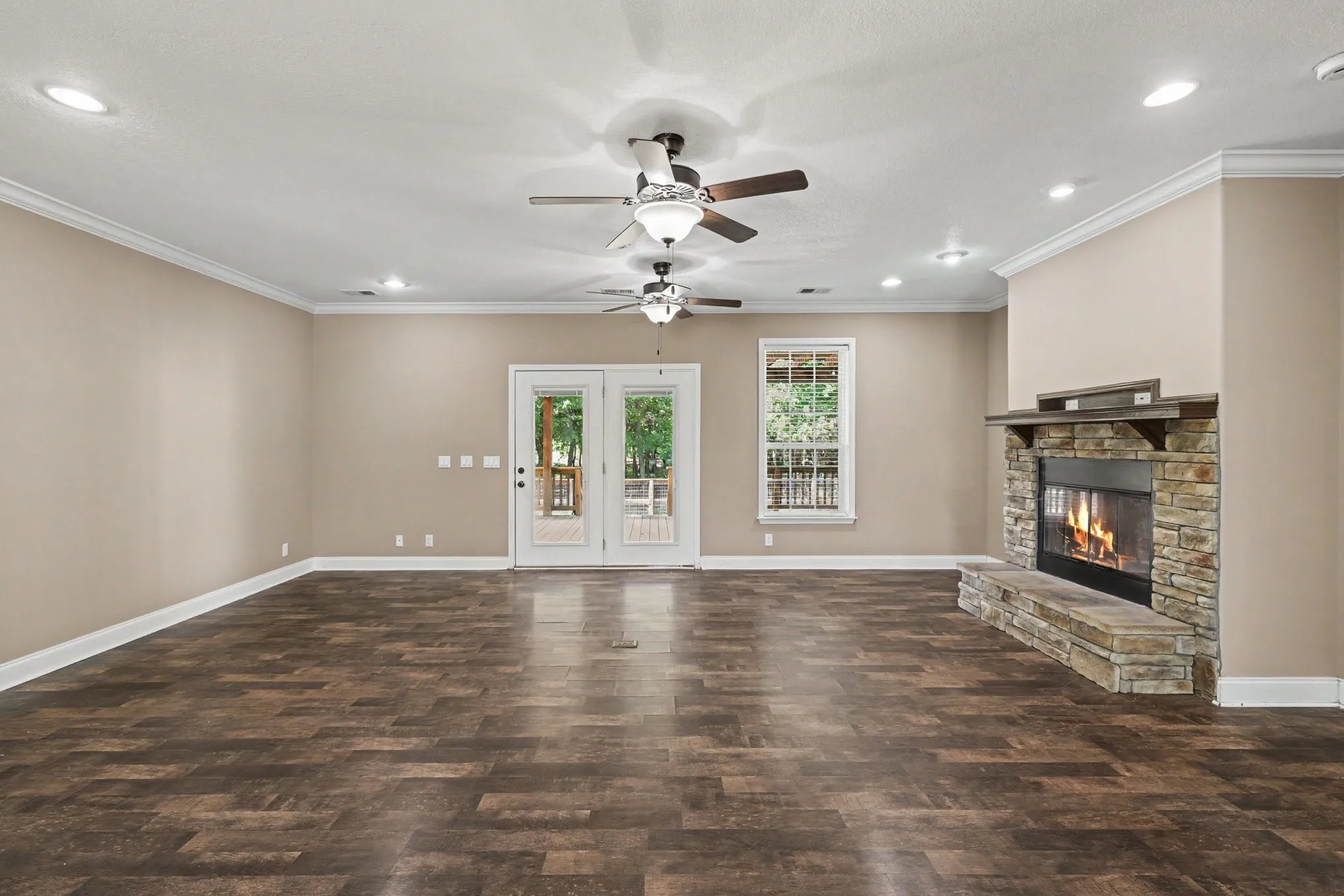 Single Family Residence For Sale in Grayson County , 1135 Leo Andrews Road, Whitesboro, Texas 76273, 4 Bedroom, 3 Bathroom, Garage spaces, 2,280 Sqft, built in 2016, mls#21338642, Real Estate Agent in Whitesboro, Homes For Sale in Grayson county, Homes For Sale in Whitesboro, Realtor in Whitesboro Texas, Real Estate Brokerage Independent Realty Texas, Luminita Cordes Realtor