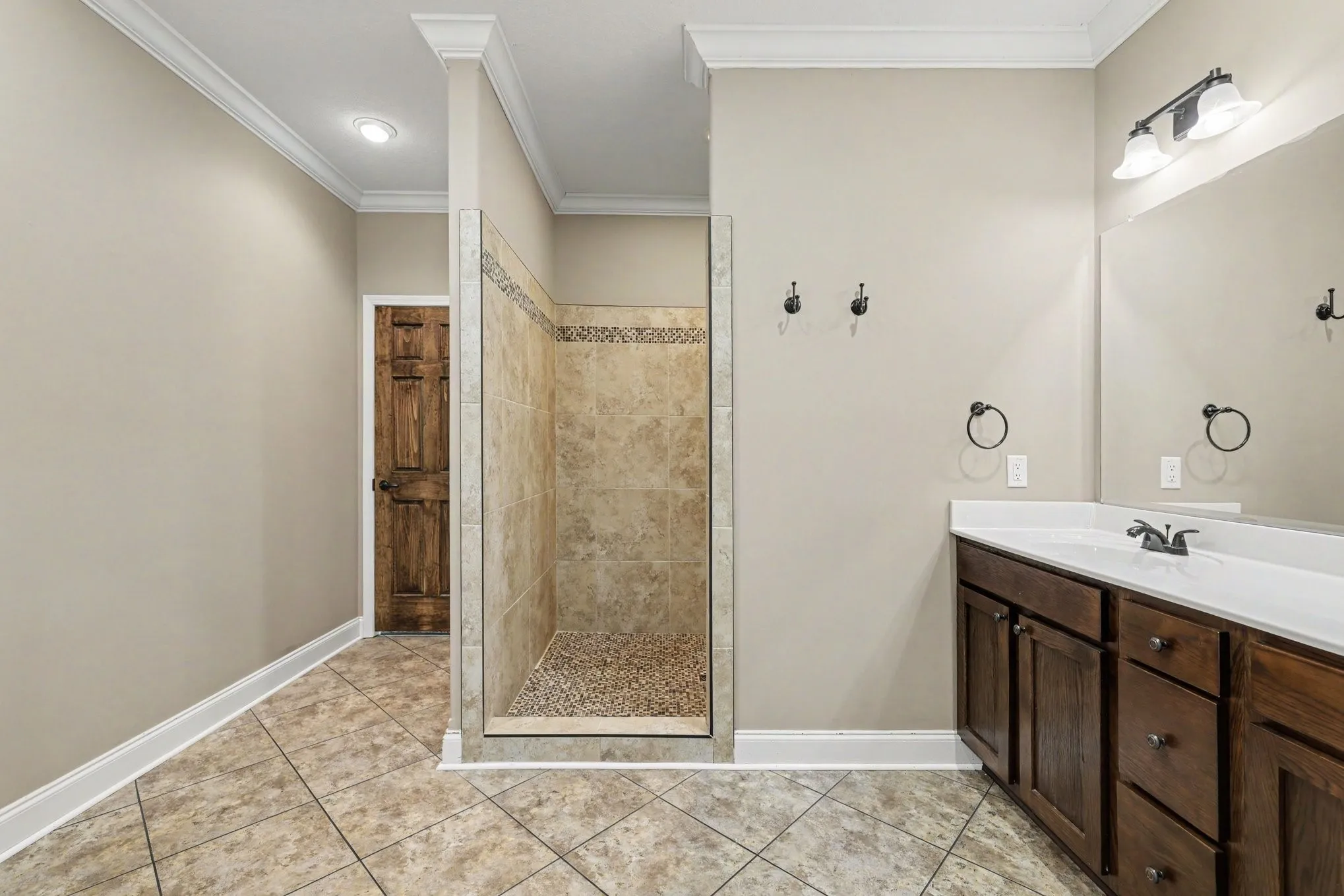 Single Family Residence For Sale in Grayson County , 1135 Leo Andrews Road, Whitesboro, Texas 76273, 4 Bedroom, 3 Bathroom, Garage spaces, 2,280 Sqft, built in 2016, mls#21338642, Real Estate Agent in Whitesboro, Homes For Sale in Grayson county, Homes For Sale in Whitesboro, Realtor in Whitesboro Texas, Real Estate Brokerage Independent Realty Texas, Luminita Cordes Realtor