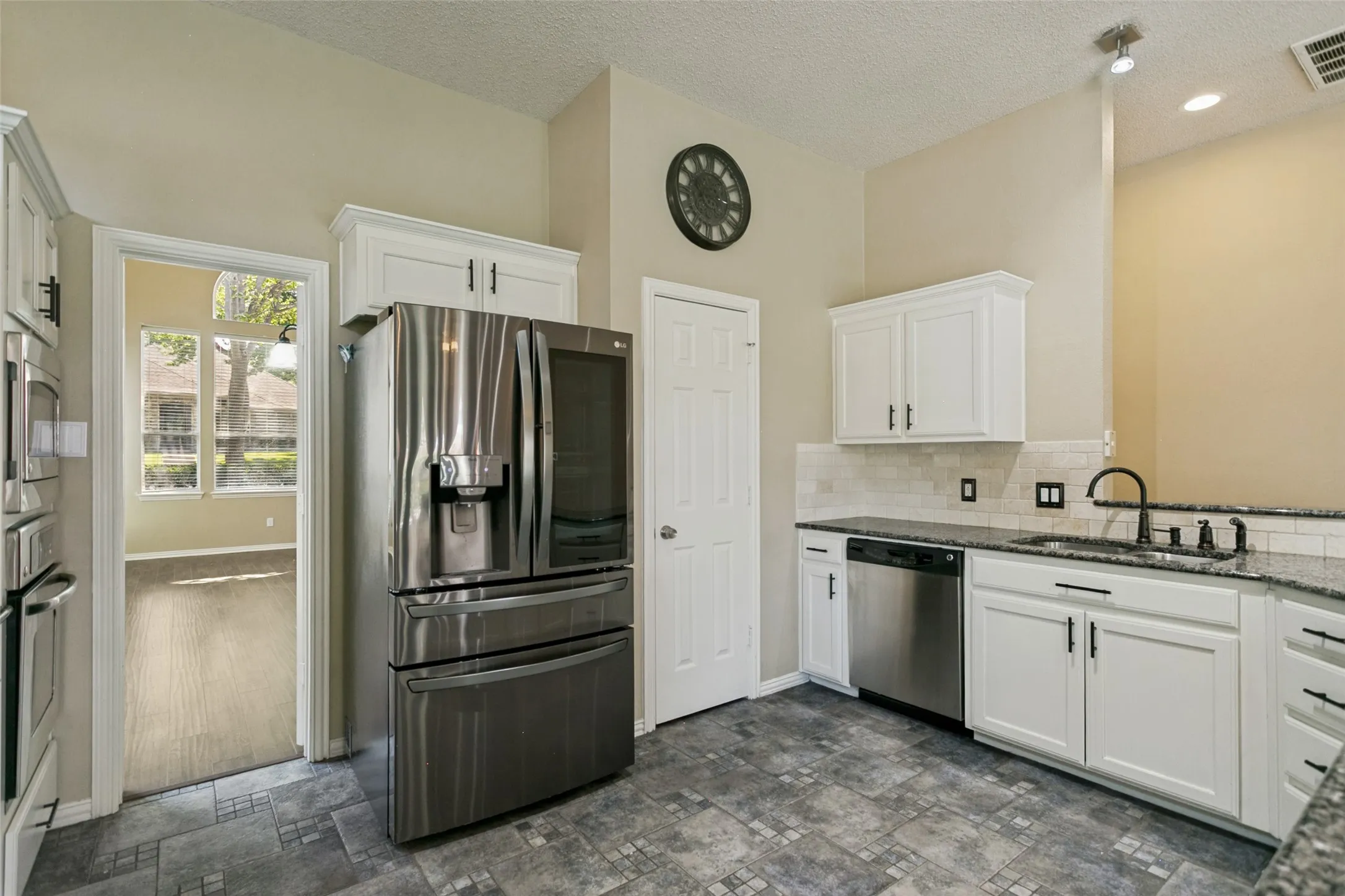 Single Family Residence For Rent in Collin County , 2321 San Gabriel Drive, Plano, Texas 75074, 5 Bedroom, 3 Bathroom, 2 Garage spaces, 3,169 Sqft, built in 1993, mls#21340983, Real Estate Agent in Plano, Homes For Rent in Collin county, Homes For Rent in Plano, Realtor in Plano Texas, Real Estate Brokerage Independent Realty Texas, Luminita Cordes Realtor