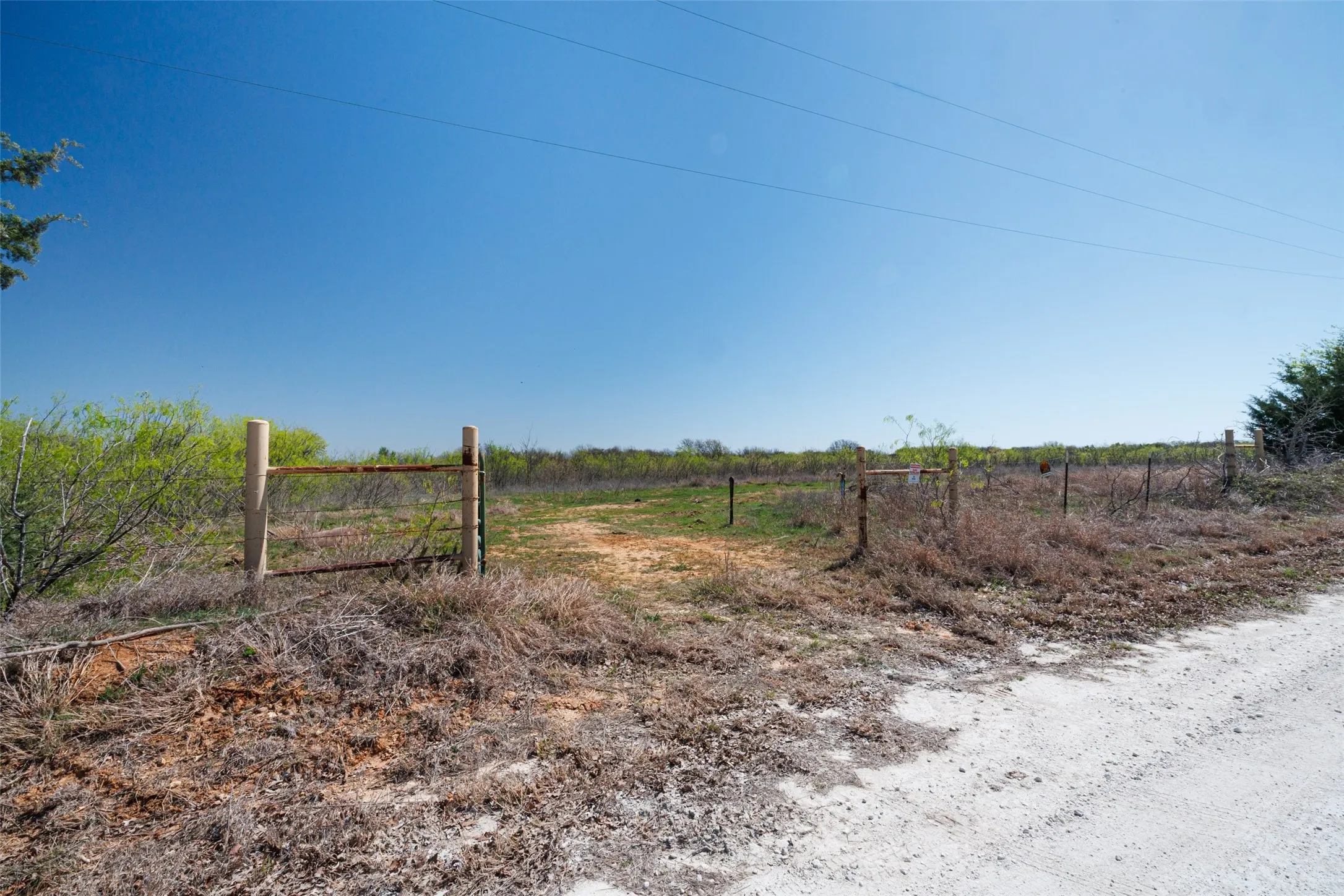 Unimproved Land For Sale in Hill County , 1364 HCR-1369 Tract 4, Itasca, Texas 76055, 0, 0, Garage spaces, 0 Sqft, built in 0, Price $288,000, mls#21341073, Real Estate Agent in Itasca, Homes For Sale in Hill county, Homes For Sale in Itasca, Realtor in Itasca Texas, Real Estate Brokerage Independent Realty Texas, Luminita Cordes Realtor