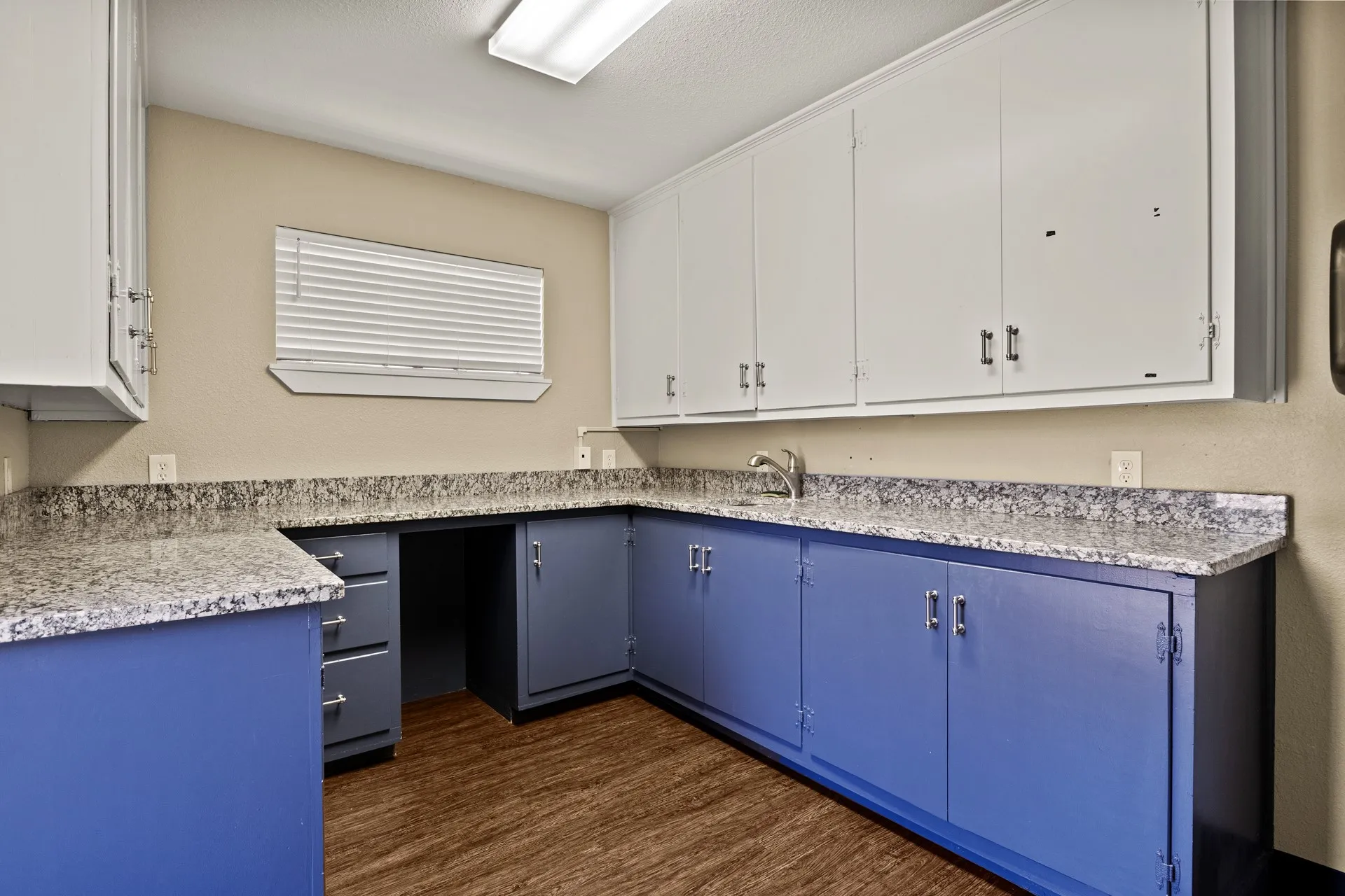 Office For Sale in Camp County , 502 Quitman Street, Pittsburg, Texas 75686, 0, 0, Garage spaces, 0 Sqft, built in 1974, mls#21341112, Real Estate Agent in Pittsburg, Homes For Sale in Camp county, Homes For Sale in Pittsburg, Realtor in Pittsburg Texas, Real Estate Brokerage Independent Realty Texas, Luminita Cordes Realtor