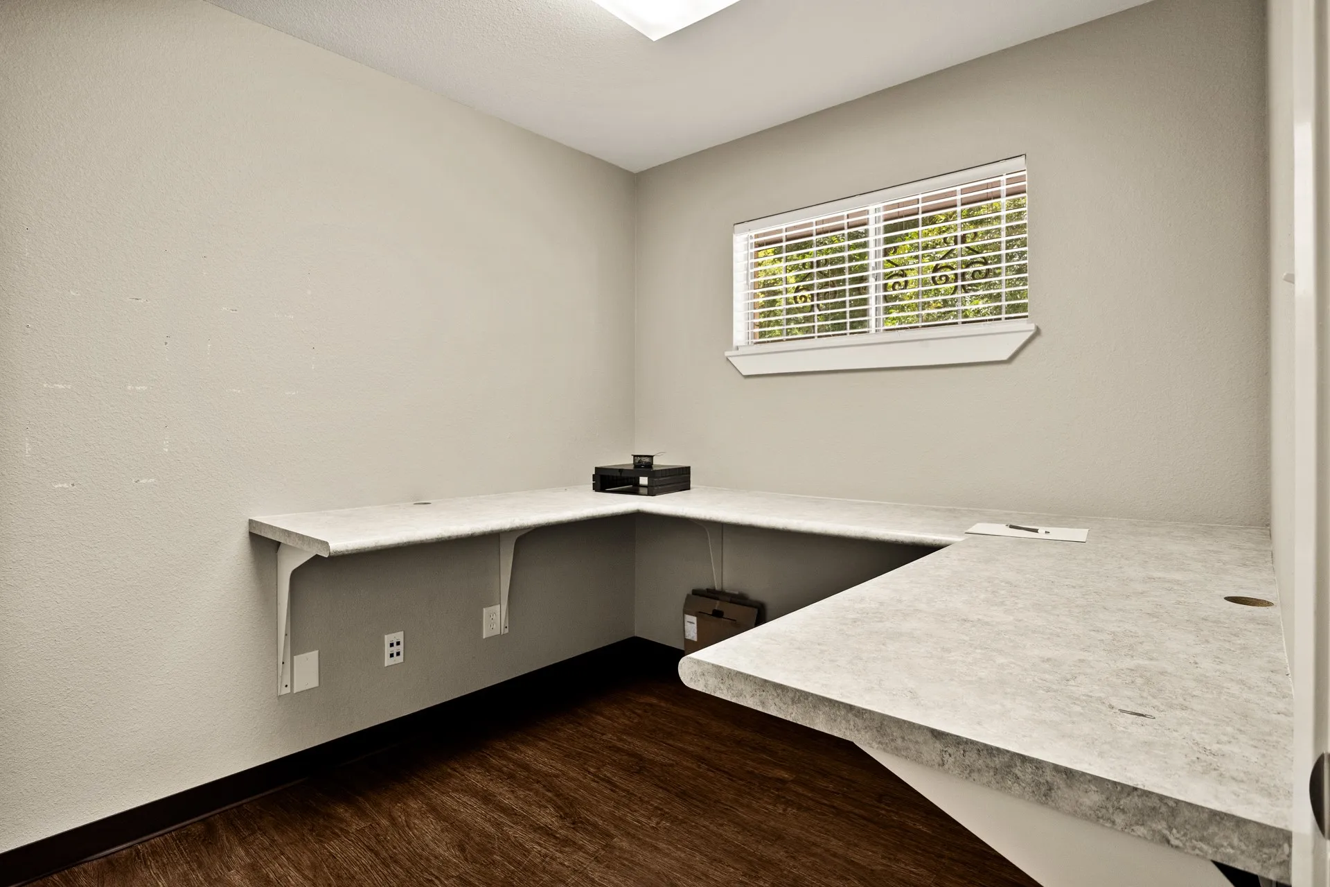 Office For Sale in Camp County , 502 Quitman Street, Pittsburg, Texas 75686, 0, 0, Garage spaces, 0 Sqft, built in 1974, mls#21341112, Real Estate Agent in Pittsburg, Homes For Sale in Camp county, Homes For Sale in Pittsburg, Realtor in Pittsburg Texas, Real Estate Brokerage Independent Realty Texas, Luminita Cordes Realtor