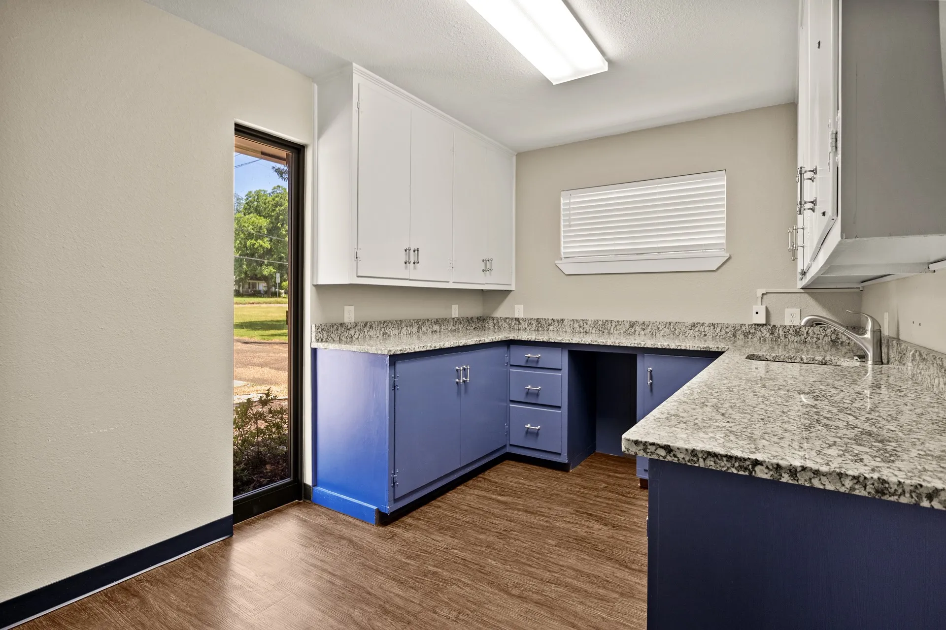 Office For Sale in Camp County , 502 Quitman Street, Pittsburg, Texas 75686, 0, 0, Garage spaces, 0 Sqft, built in 1974, mls#21341112, Real Estate Agent in Pittsburg, Homes For Sale in Camp county, Homes For Sale in Pittsburg, Realtor in Pittsburg Texas, Real Estate Brokerage Independent Realty Texas, Luminita Cordes Realtor