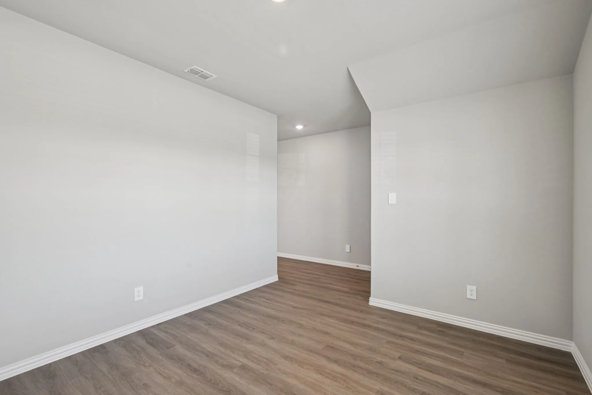 Photo is not of the actual home, but is an inspirational photo of builder’s model home and may depict options, furnishings, and/or decorator features that are not included.