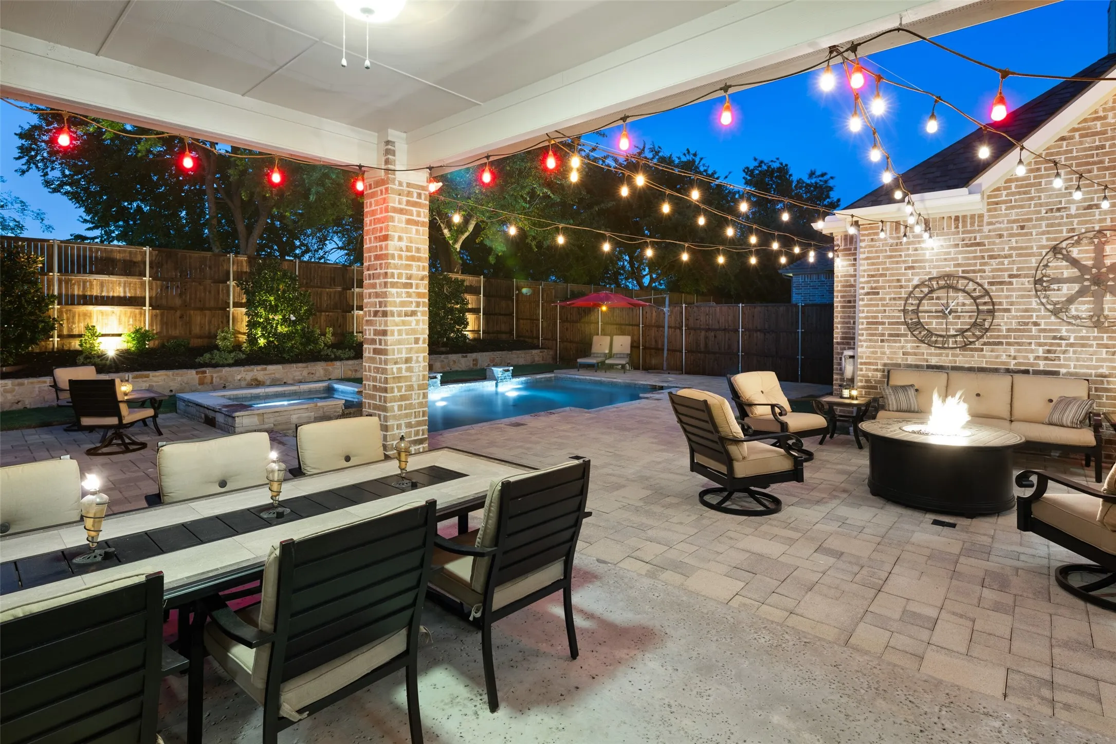 Single Family Residence For Sale in Collin County , 1041 White Crest Lane, Prosper, Texas 75078, 5 Bedroom, 6 Bathroom, 3 Garage spaces, 4,417 Sqft, built in 2014, Price $959,000, mls#21338516, Real Estate Agent in Prosper, Homes For Sale in Collin county, Homes For Sale in Prosper, Realtor in Prosper Texas, Real Estate Brokerage Independent Realty Texas, Luminita Cordes Realtor