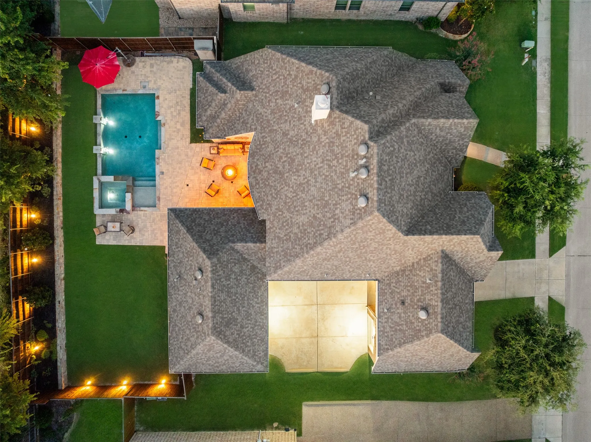 Single Family Residence For Sale in Collin County , 1041 White Crest Lane, Prosper, Texas 75078, 5 Bedroom, 6 Bathroom, 3 Garage spaces, 4,417 Sqft, built in 2014, Price $959,000, mls#21338516, Real Estate Agent in Prosper, Homes For Sale in Collin county, Homes For Sale in Prosper, Realtor in Prosper Texas, Real Estate Brokerage Independent Realty Texas, Luminita Cordes Realtor