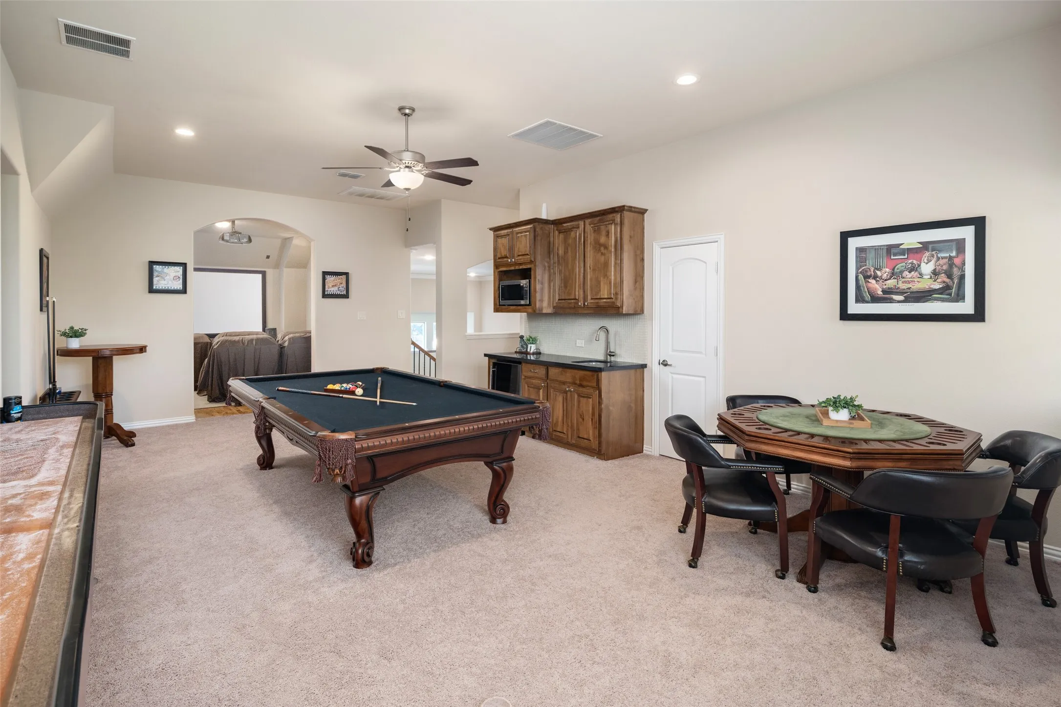 Single Family Residence For Sale in Collin County , 1041 White Crest Lane, Prosper, Texas 75078, 5 Bedroom, 6 Bathroom, 3 Garage spaces, 4,417 Sqft, built in 2014, Price $959,000, mls#21338516, Real Estate Agent in Prosper, Homes For Sale in Collin county, Homes For Sale in Prosper, Realtor in Prosper Texas, Real Estate Brokerage Independent Realty Texas, Luminita Cordes Realtor