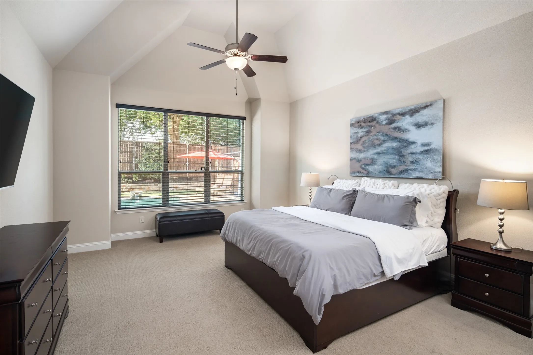 Single Family Residence For Sale in Collin County , 1041 White Crest Lane, Prosper, Texas 75078, 5 Bedroom, 6 Bathroom, 3 Garage spaces, 4,417 Sqft, built in 2014, Price $959,000, mls#21338516, Real Estate Agent in Prosper, Homes For Sale in Collin county, Homes For Sale in Prosper, Realtor in Prosper Texas, Real Estate Brokerage Independent Realty Texas, Luminita Cordes Realtor