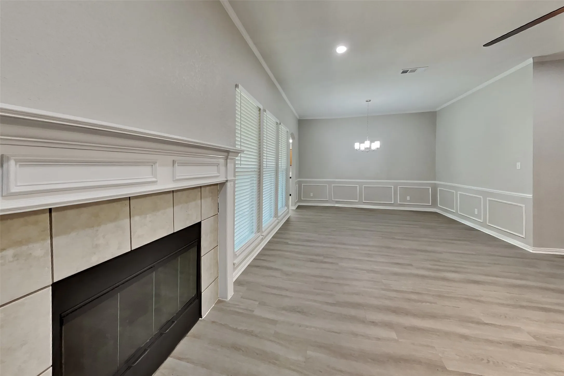 Single Family Residence For Rent in Tarrant County , 2014 Wahoo Drive, Mansfield, Texas 76063, 3 Bedroom, 2 Bathroom, 2 Garage spaces, 1,972 Sqft, built in 2003, mls#21341130, Real Estate Agent in Mansfield, Homes For Rent in Tarrant county, Homes For Rent in Mansfield, Realtor in Mansfield Texas, Real Estate Brokerage Independent Realty Texas, Luminita Cordes Realtor