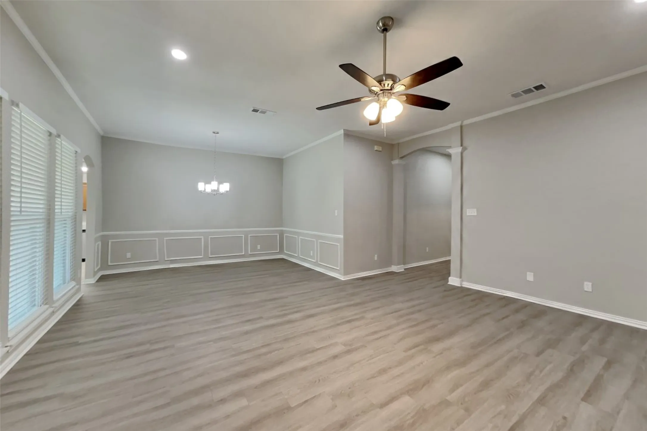 Single Family Residence For Rent in Tarrant County , 2014 Wahoo Drive, Mansfield, Texas 76063, 3 Bedroom, 2 Bathroom, 2 Garage spaces, 1,972 Sqft, built in 2003, mls#21341130, Real Estate Agent in Mansfield, Homes For Rent in Tarrant county, Homes For Rent in Mansfield, Realtor in Mansfield Texas, Real Estate Brokerage Independent Realty Texas, Luminita Cordes Realtor