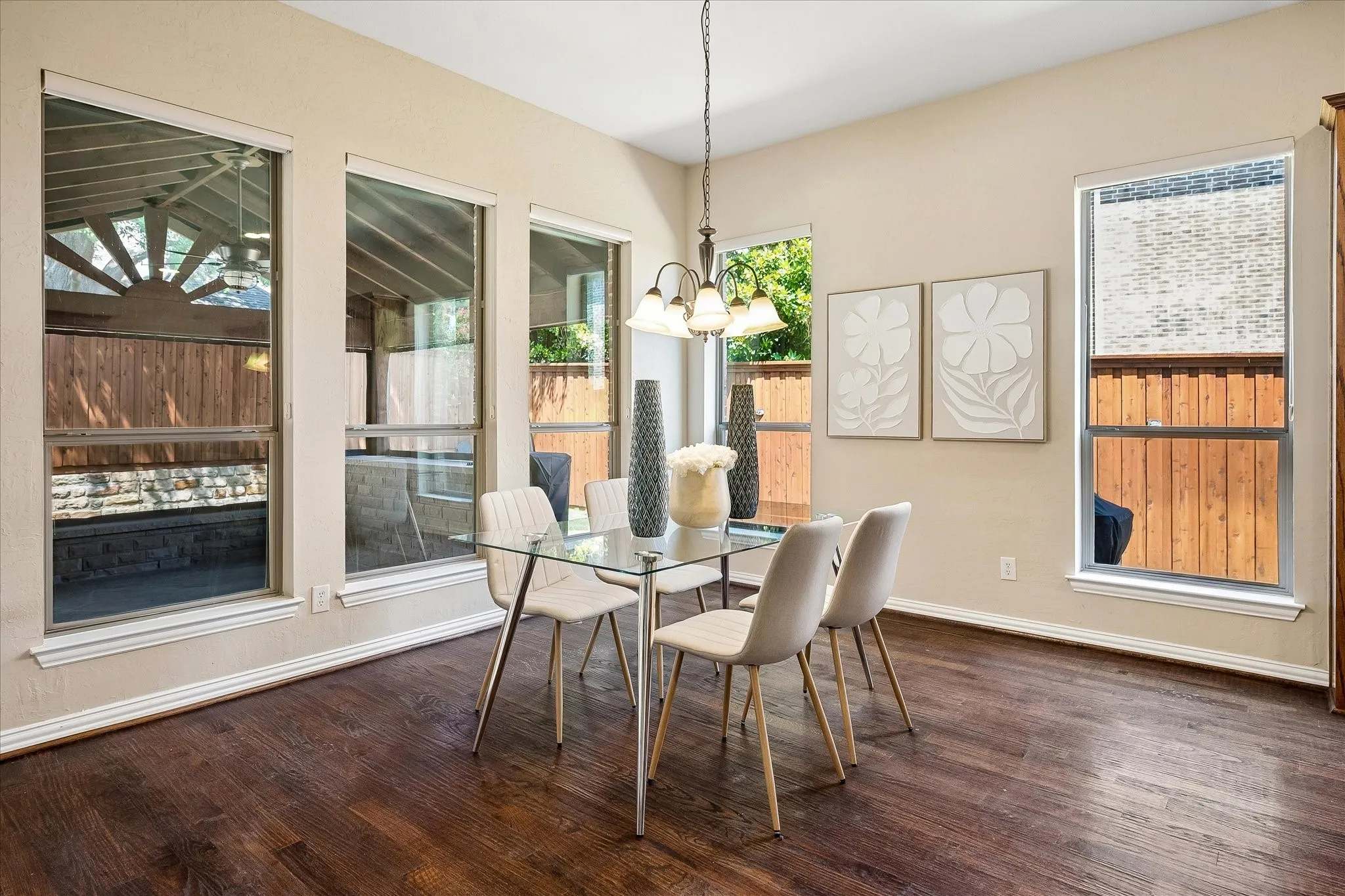 Breakfast Nook