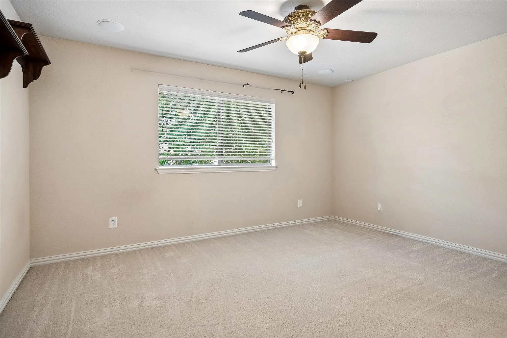 Upstairs Bedroom 2