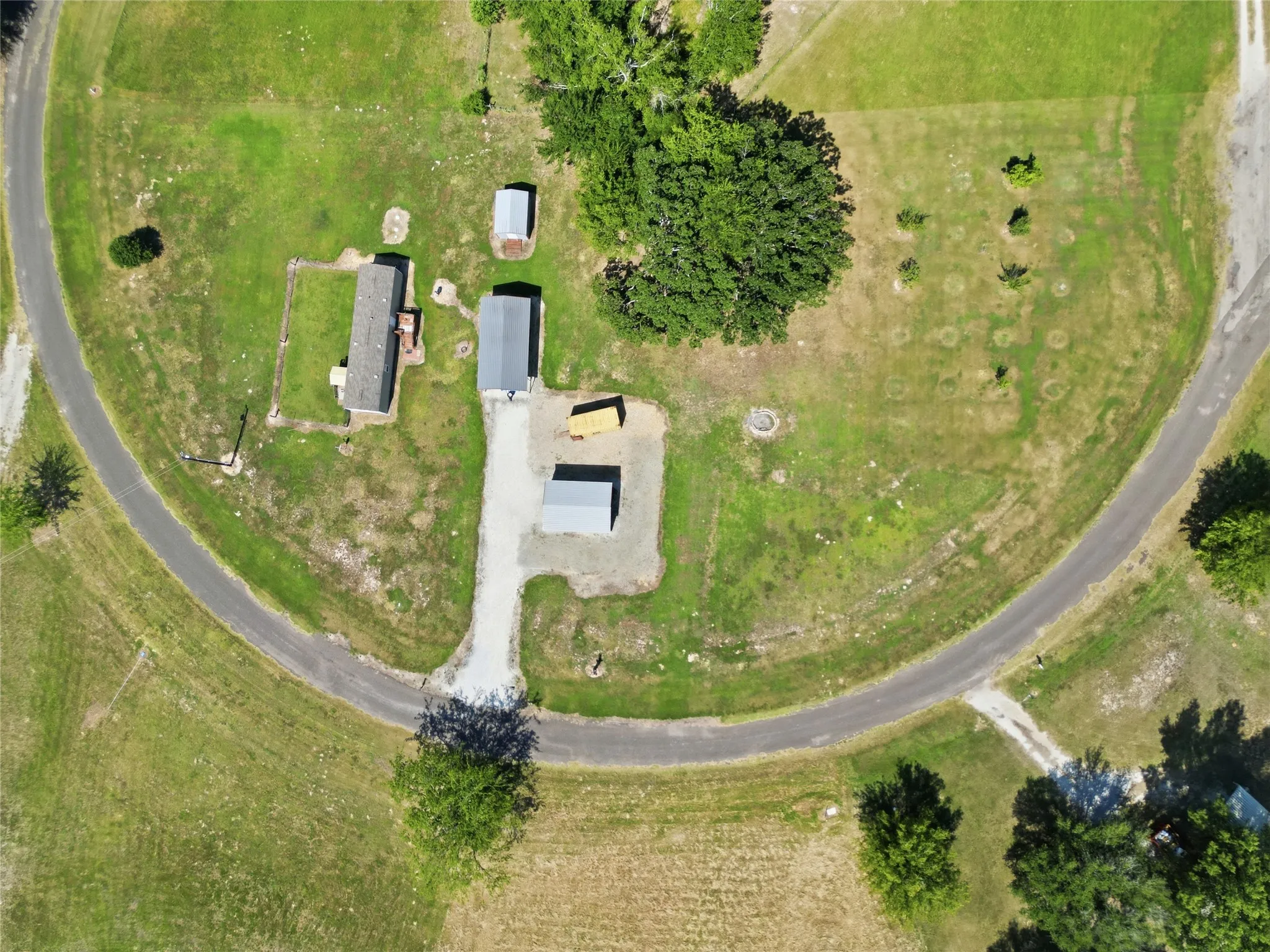 Manufactured Home For Sale in Wood County , 381 County Road 1739, Yantis, Texas 75497, 2 Bedroom, 1 Bathroom, Garage spaces, 784 Sqft, built in 2016, mls#21340702, Real Estate Agent in Yantis, Homes For Sale in Wood county, Homes For Sale in Yantis, Realtor in Yantis Texas, Real Estate Brokerage Independent Realty Texas, Luminita Cordes Realtor