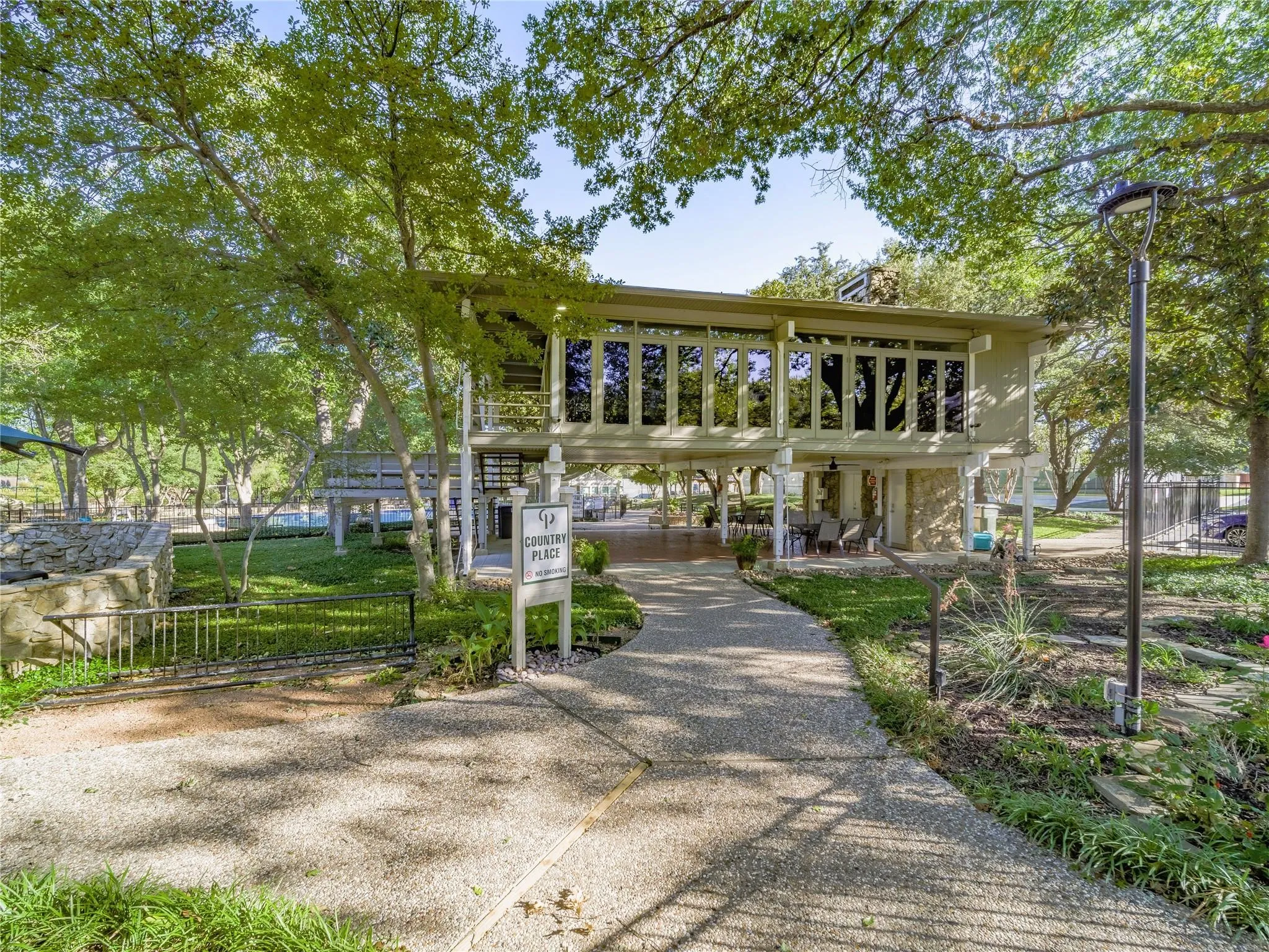 Single Family Residence For Sale in Collin County , 1916 Lake Hill Lane, Plano, Texas 75023, 4 Bedroom, 3 Bathroom, 2 Garage spaces, 2,989 Sqft, built in 1974, Price $699,950, mls#21340275, Real Estate Agent in Plano, Homes For Sale in Collin county, Homes For Sale in Plano, Realtor in Plano Texas, Real Estate Brokerage Independent Realty Texas, Luminita Cordes Realtor