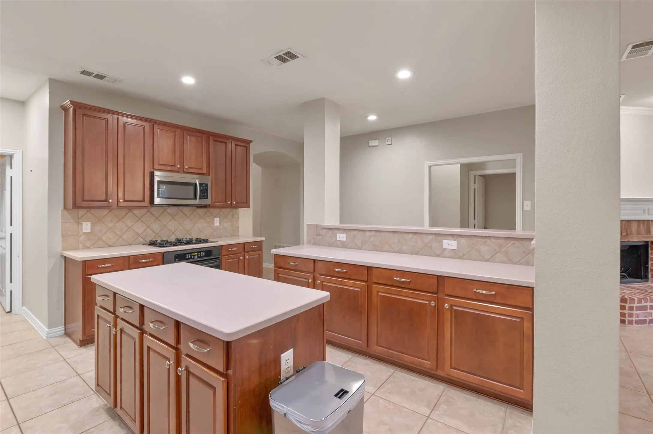 Single Family Residence For Sale in Denton County , 3500 Nandina Drive, Flower Mound, Texas 75022, 4 Bedroom, 4 Bathroom, 2 Garage spaces, 2,983 Sqft, built in 2002, mls#21341115, Real Estate Agent in Flower Mound, Homes For Sale in Denton county, Homes For Sale in Flower Mound, Realtor in Flower Mound Texas, Real Estate Brokerage Independent Realty Texas, Luminita Cordes Realtor