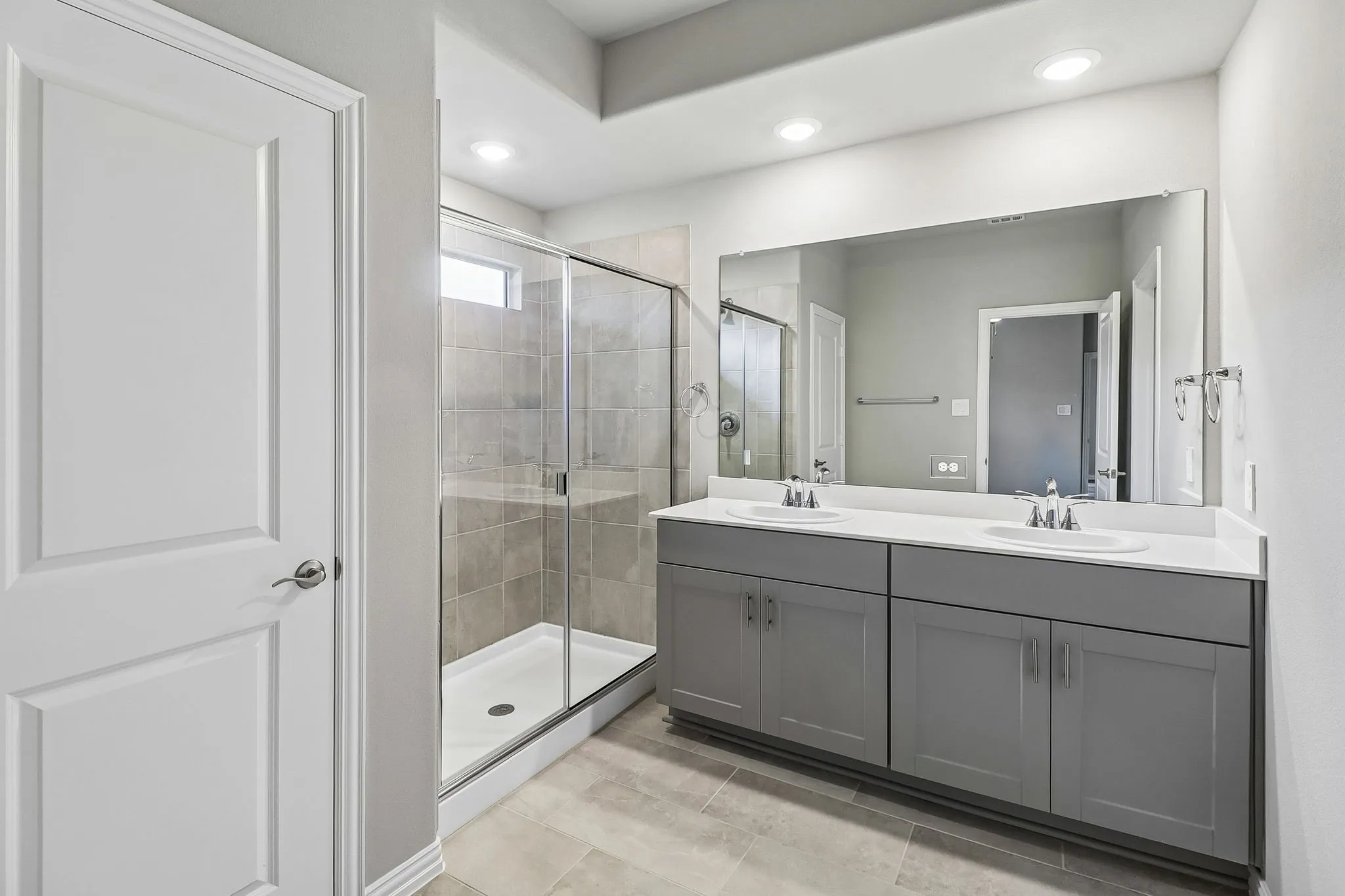 Photo is not of the actual home, but is an inspirational photo of builder’s model home and may depict options, furnishings, and/or decorator features that are not included.