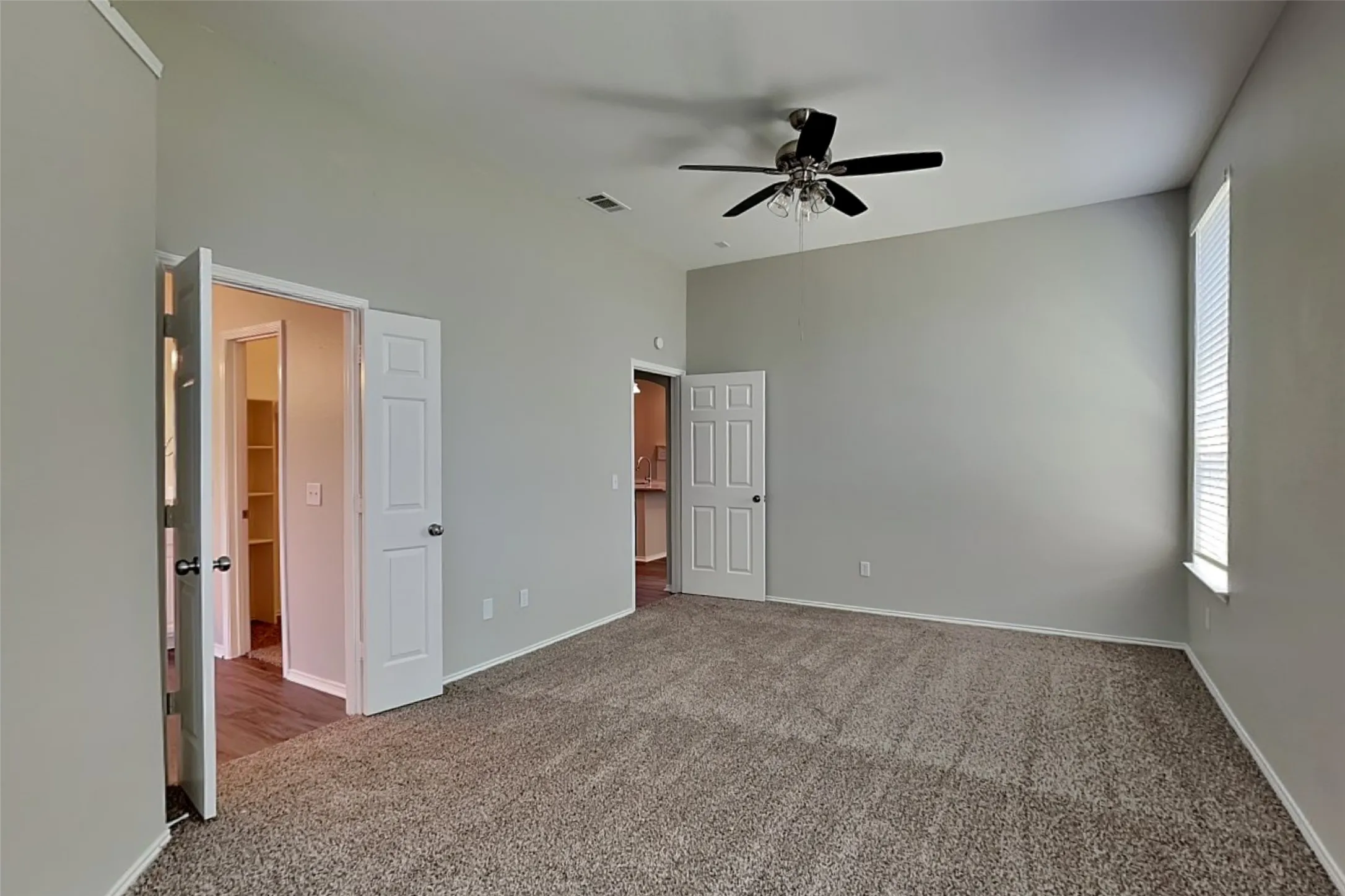 Single Family Residence For Rent in Denton County , 1626 Mallard Drive, Corinth, Texas 76210, 4 Bedroom, 2 Bathroom, 2 Garage spaces, 2,110 Sqft, built in 1998, mls#21341163, Real Estate Agent in Corinth, Homes For Rent in Denton county, Homes For Rent in Corinth, Realtor in Corinth Texas, Real Estate Brokerage Independent Realty Texas, Luminita Cordes Realtor