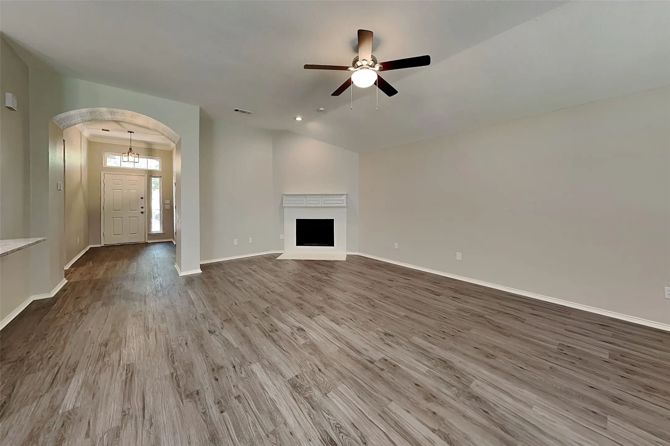 Single Family Residence For Rent in Denton County , 1626 Mallard Drive, Corinth, Texas 76210, 4 Bedroom, 2 Bathroom, 2 Garage spaces, 2,110 Sqft, built in 1998, mls#21341163, Real Estate Agent in Corinth, Homes For Rent in Denton county, Homes For Rent in Corinth, Realtor in Corinth Texas, Real Estate Brokerage Independent Realty Texas, Luminita Cordes Realtor