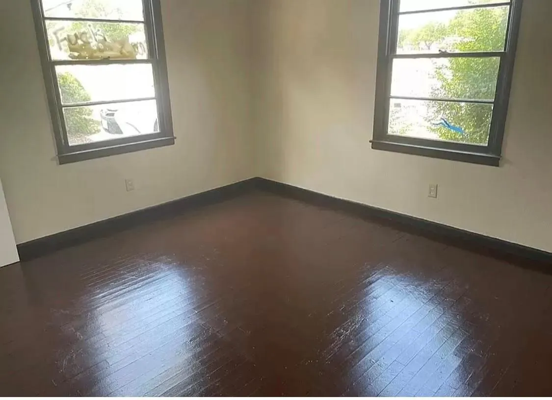 Single Family Residence For Rent in Montague County , 910 Circle Drive, Bowie, Texas 76230, 2 Bedroom, 2 Bathroom, Garage spaces, 1,260 Sqft, built in 1940, mls#21334108, Real Estate Agent in Bowie, Homes For Rent in Montague county, Homes For Rent in Bowie, Realtor in Bowie Texas, Real Estate Brokerage Independent Realty Texas, Luminita Cordes Realtor