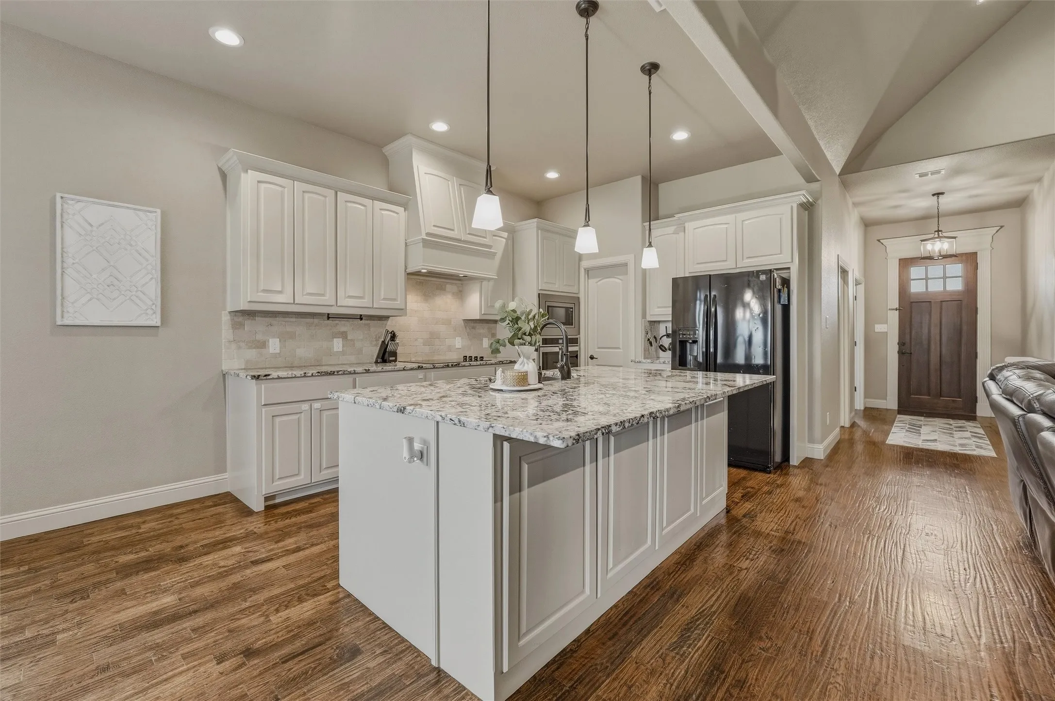 Single Family Residence For Sale in Johnson County , 125 Oak View Drive, Godley, Texas 76044, 4 Bedroom, 2 Bathroom, 2 Garage spaces, 2,198 Sqft, built in 2019, mls#21339783, Real Estate Agent in Godley, Homes For Sale in Johnson county, Homes For Sale in Godley, Realtor in Godley Texas, Real Estate Brokerage Independent Realty Texas, Luminita Cordes Realtor