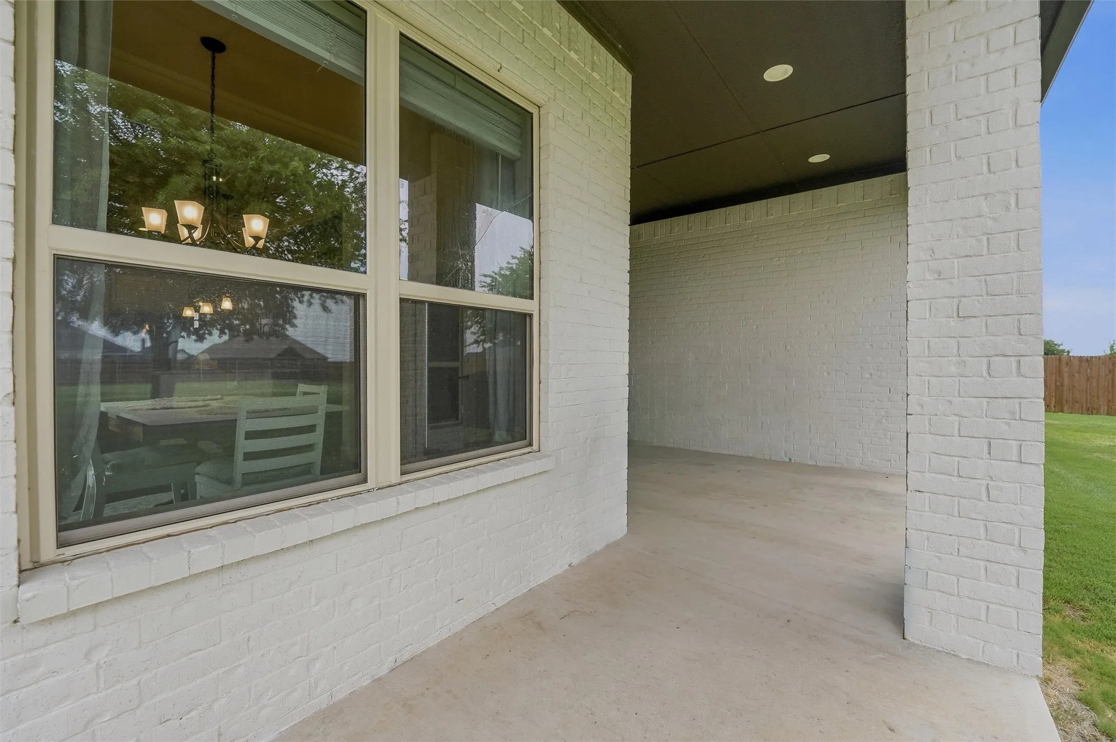Single Family Residence For Sale in Johnson County , 125 Oak View Drive, Godley, Texas 76044, 4 Bedroom, 2 Bathroom, 2 Garage spaces, 2,198 Sqft, built in 2019, mls#21339783, Real Estate Agent in Godley, Homes For Sale in Johnson county, Homes For Sale in Godley, Realtor in Godley Texas, Real Estate Brokerage Independent Realty Texas, Luminita Cordes Realtor
