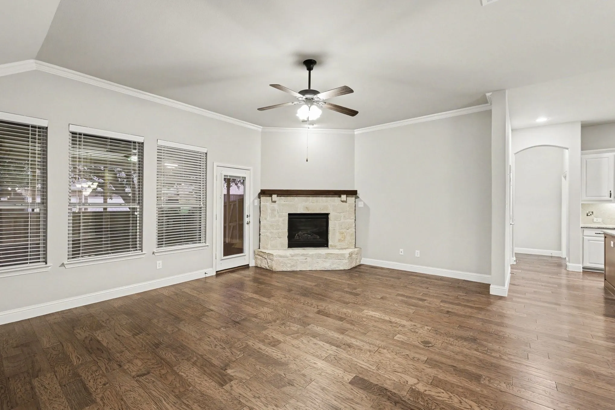 Single Family Residence For Sale in Collin County , 15943 River Glen Drive, Frisco, Texas 75035, 3 Bedroom, 2 Bathroom, 3 Garage spaces, 2,394 Sqft, built in 2012, mls#21340756, Real Estate Agent in Frisco, Homes For Sale in Collin county, Homes For Sale in Frisco, Realtor in Frisco Texas, Real Estate Brokerage Independent Realty Texas, Luminita Cordes Realtor