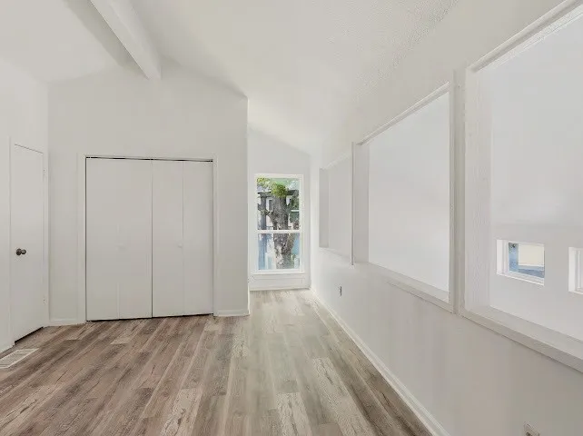 Condominium For Sale in Dallas County , 9696 Walnut Street 1304, Dallas, Texas 75243, 1 Bedroom, 2 Bathroom, Garage spaces, 903 Sqft, built in 1981, mls#21340892, Real Estate Agent in Dallas, Homes For Sale in Dallas county, Homes For Sale in Dallas, Realtor in Dallas Texas, Real Estate Brokerage Independent Realty Texas, Luminita Cordes Realtor